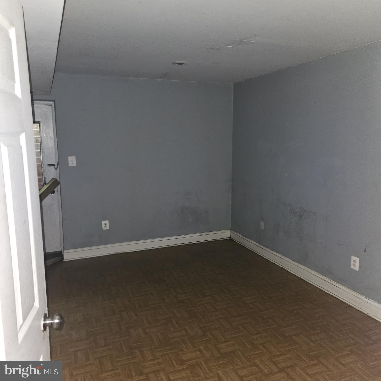 WESTVIEW HILLS - Residential