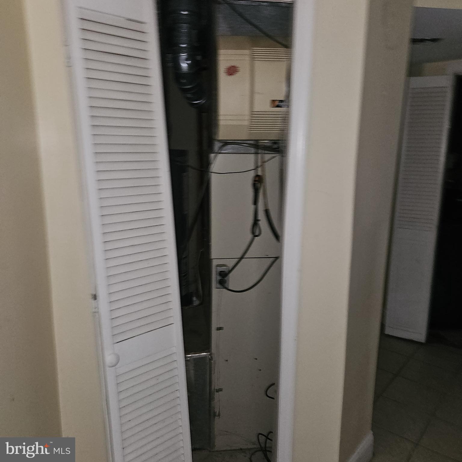 WESTVIEW HILLS - Residential