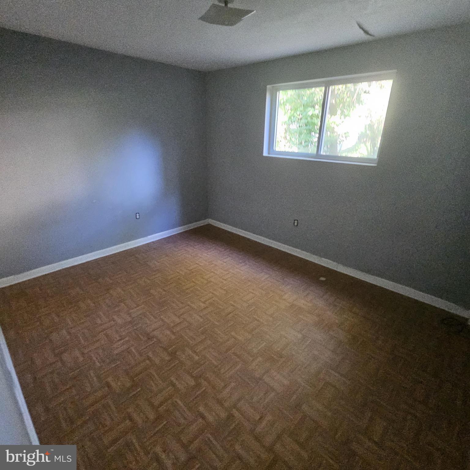 WESTVIEW HILLS - Residential