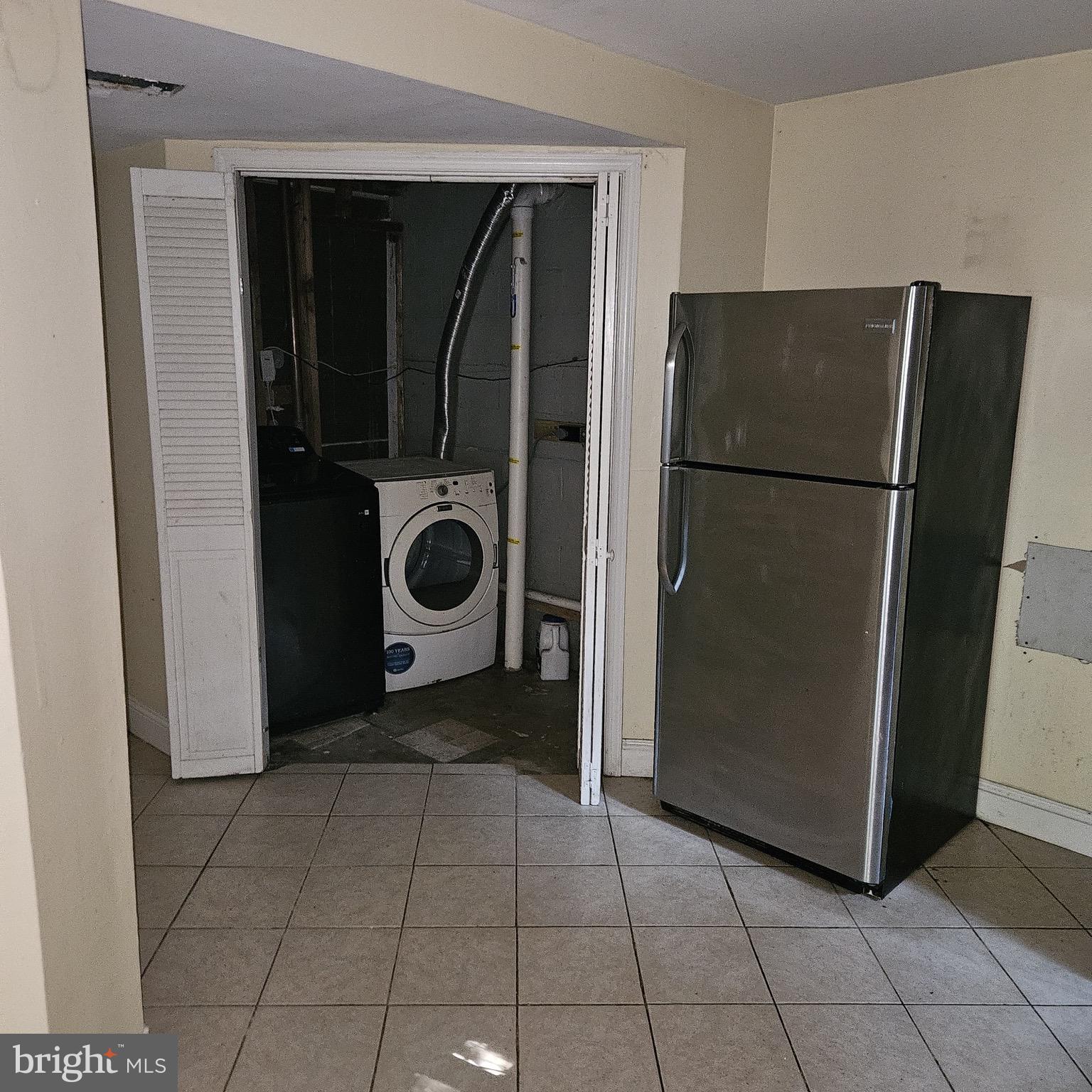 WESTVIEW HILLS - Residential