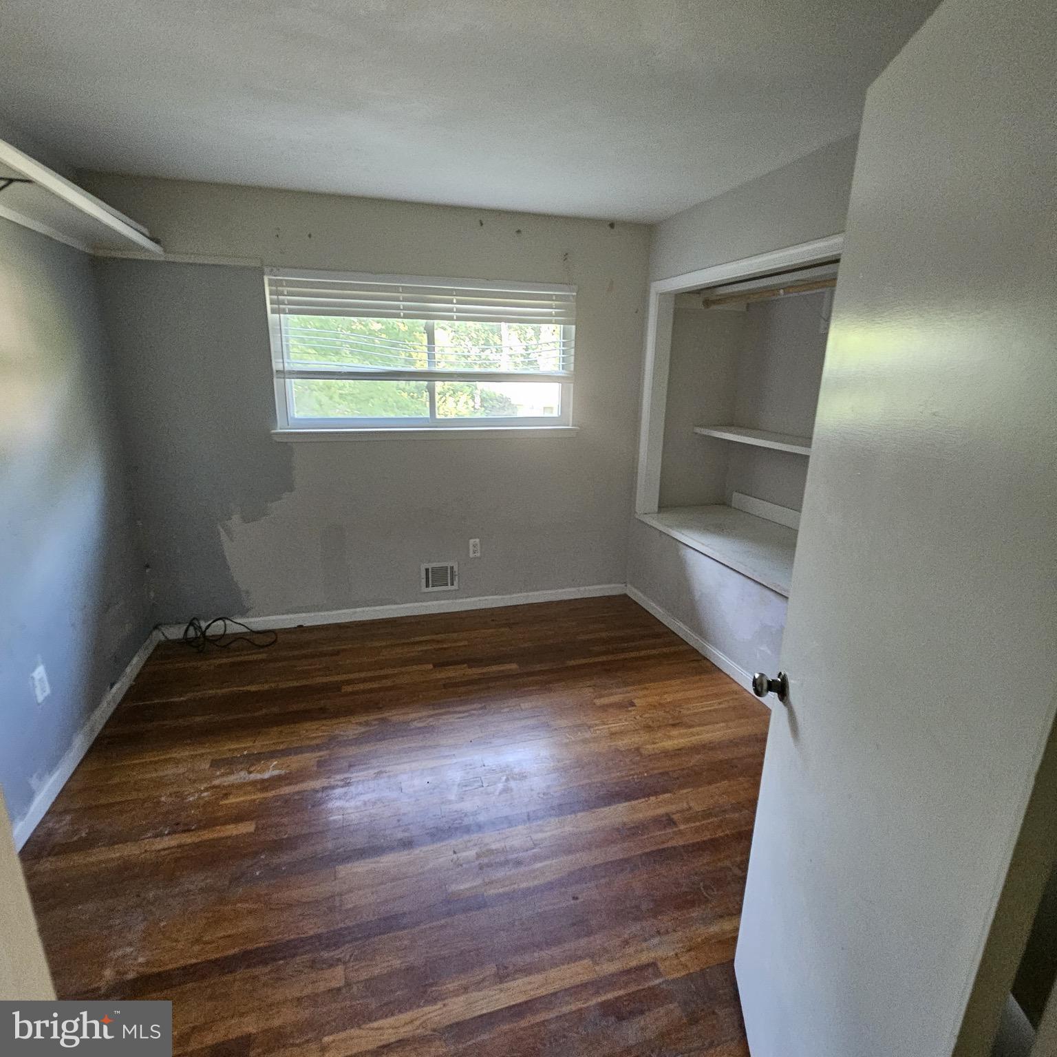 WESTVIEW HILLS - Residential