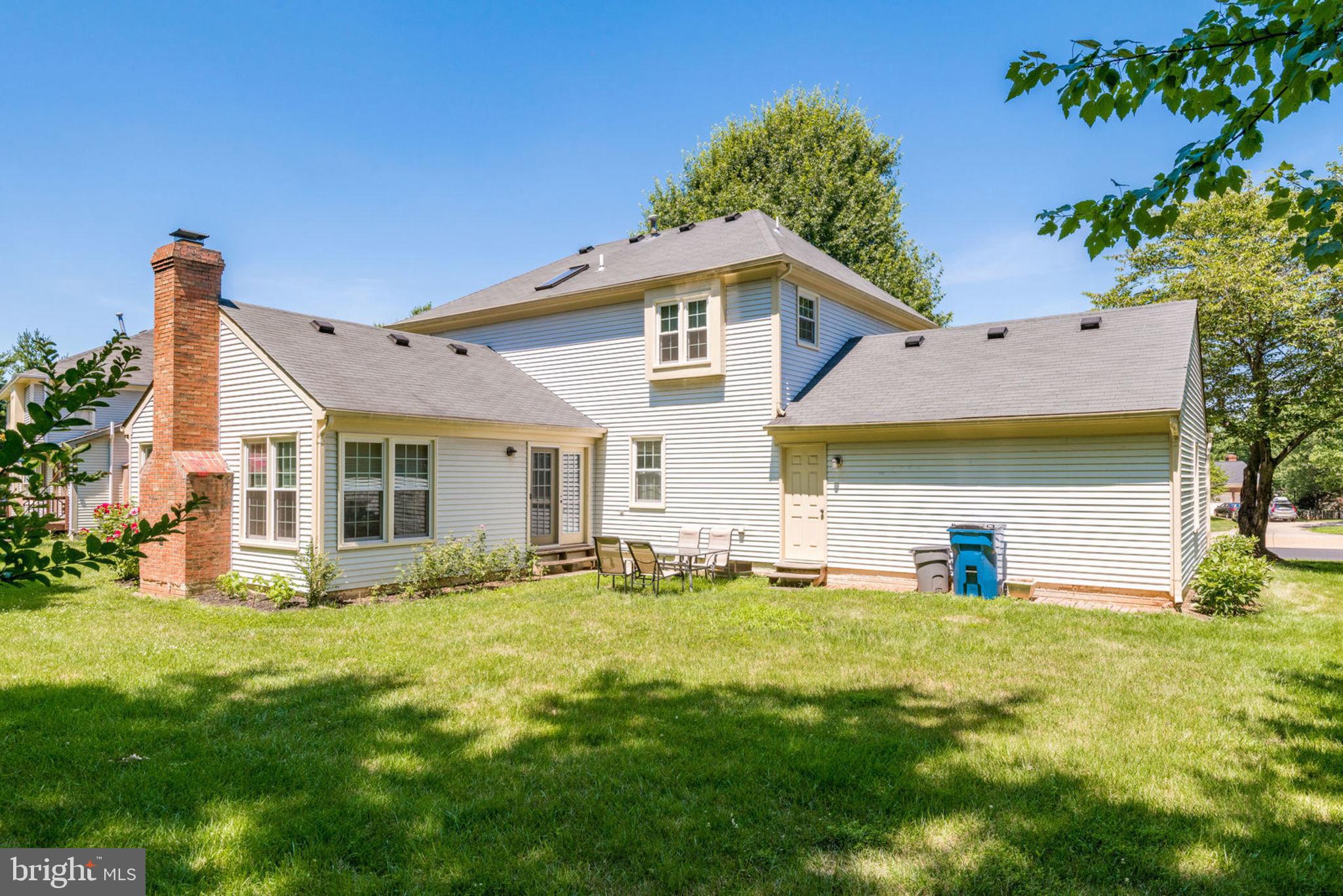 CHANTILLY HIGHLANDS - Residential