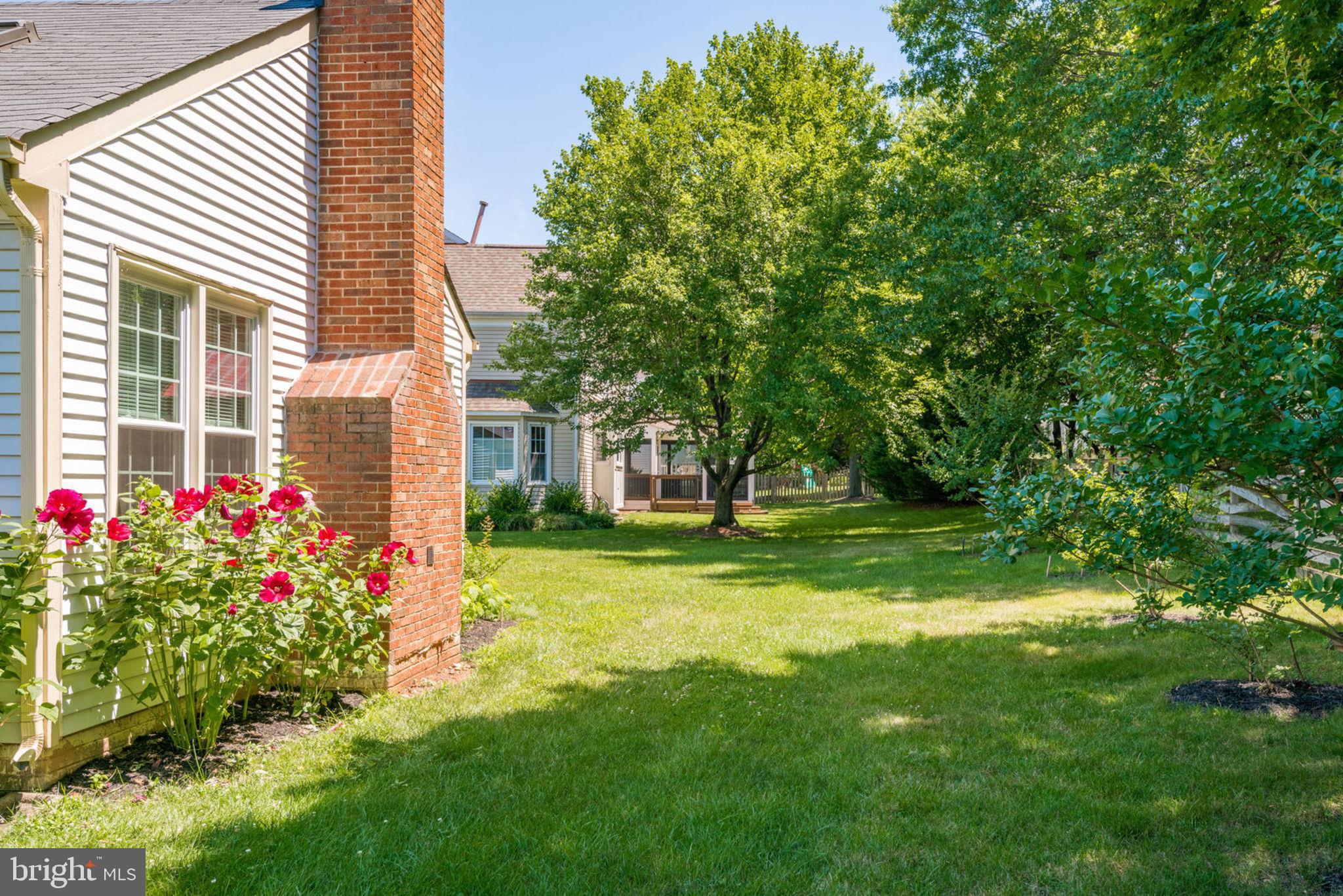 CHANTILLY HIGHLANDS - Residential