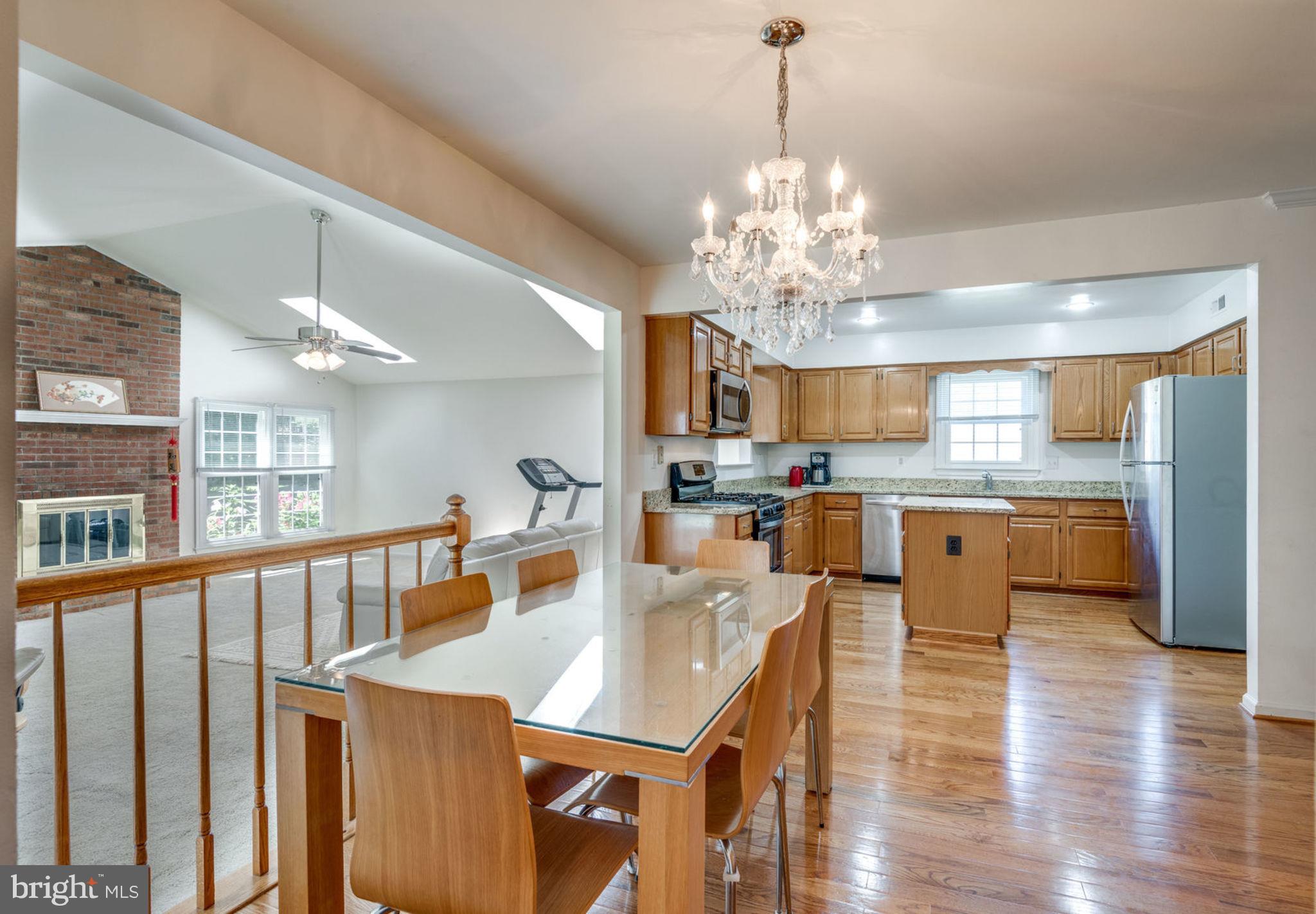 CHANTILLY HIGHLANDS - Residential