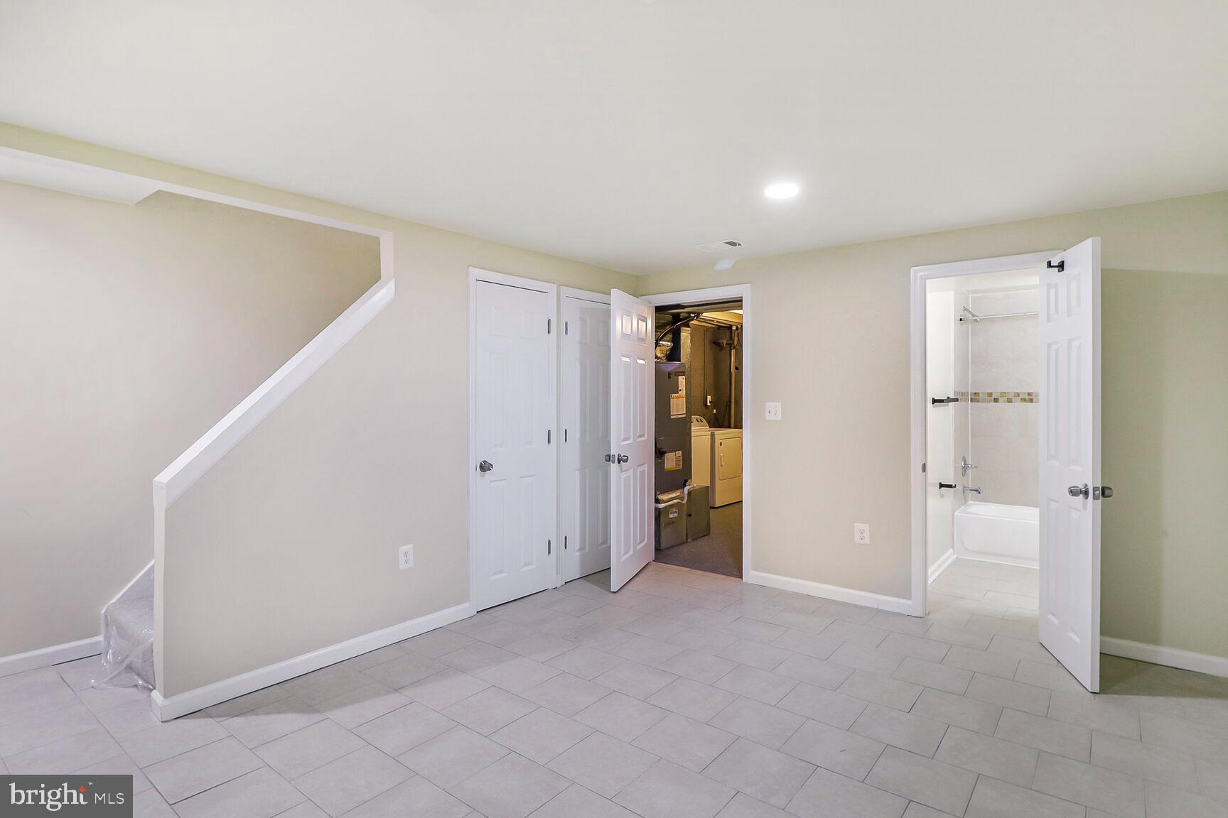 STILLMEADOWS CONDO - Residential