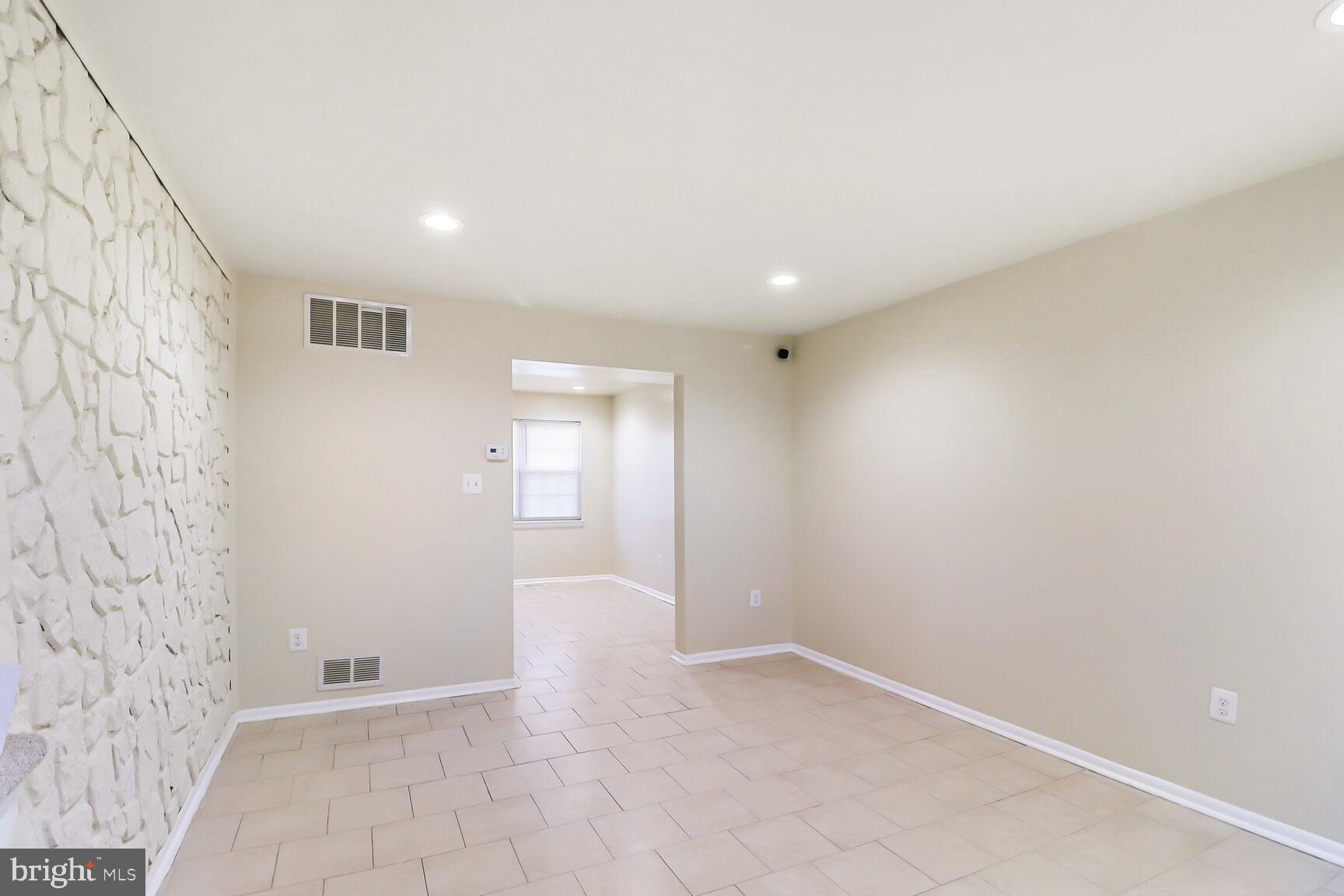 STILLMEADOWS CONDO - Residential