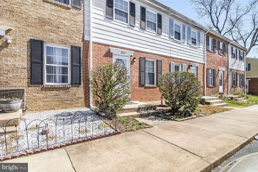 Spacious & Modern 3-Bedroom Townhouse/Condo with Over 1,500 Sq. Ft.

Welcome to this beautifully updated 3-bedroom, 2-bathroom townhouse/condo, offering over 1,500 sq. ft. of stylish and comfortable living space across three levels. Featuring an open and bright floorplan, this home has been freshly painted and boasts brand-new carpet for a fresh, move-in-ready feel.

The updated kitchen is a standout, showcasing sleek quartz countertops, stainless steel appliances, and ceramic tile flooring, perfect for cooking and entertaining. The bathrooms have also been tastefully renovated, adding modern touches throughout.
Multiple Offers. Best and Final due by 3/24 noon. Thank you
Enjoy outdoor living on the spacious deck overlooking a fenced-in rear yard, ideal for relaxing or hosting gatherings.