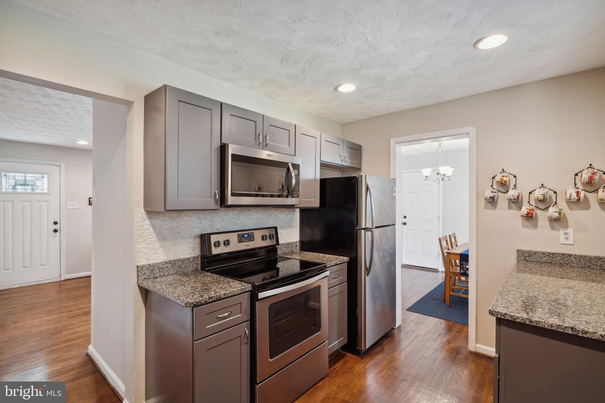 MAGOTHY PARK - Residential