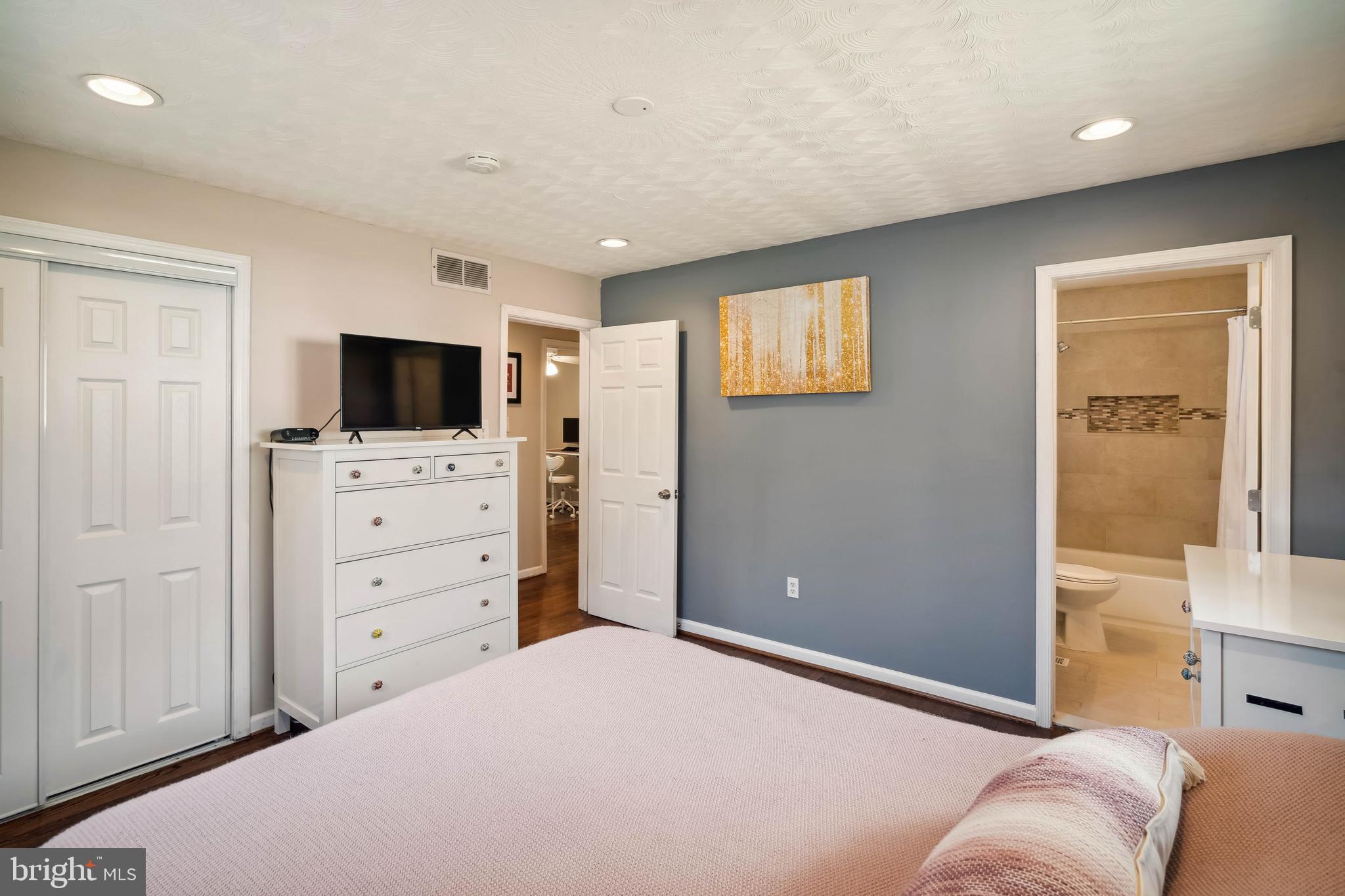 MAGOTHY PARK - Residential