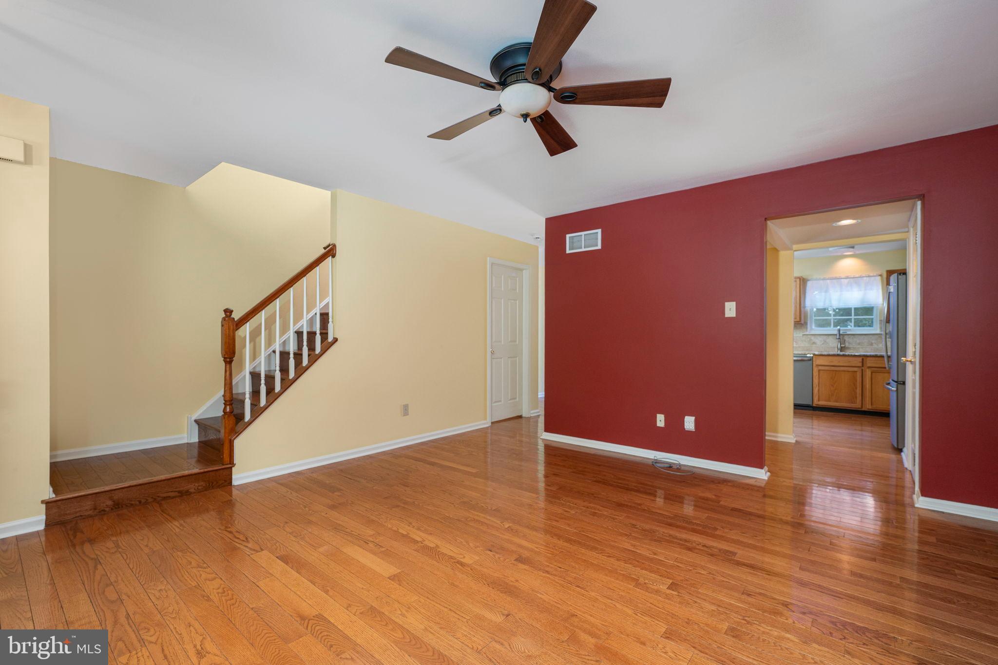 846 AMBER LANE