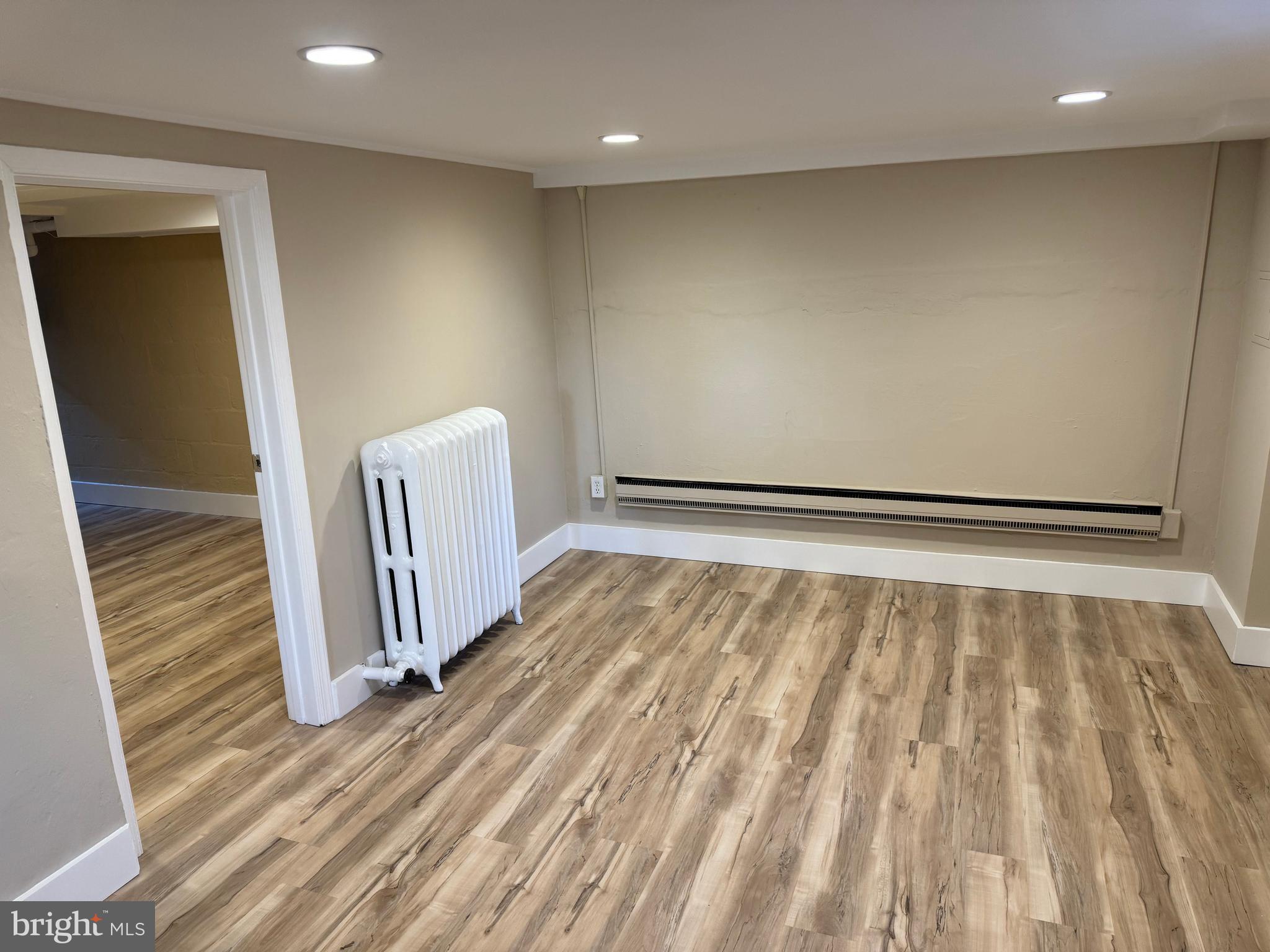 DANIELS PARK - Residential Lease