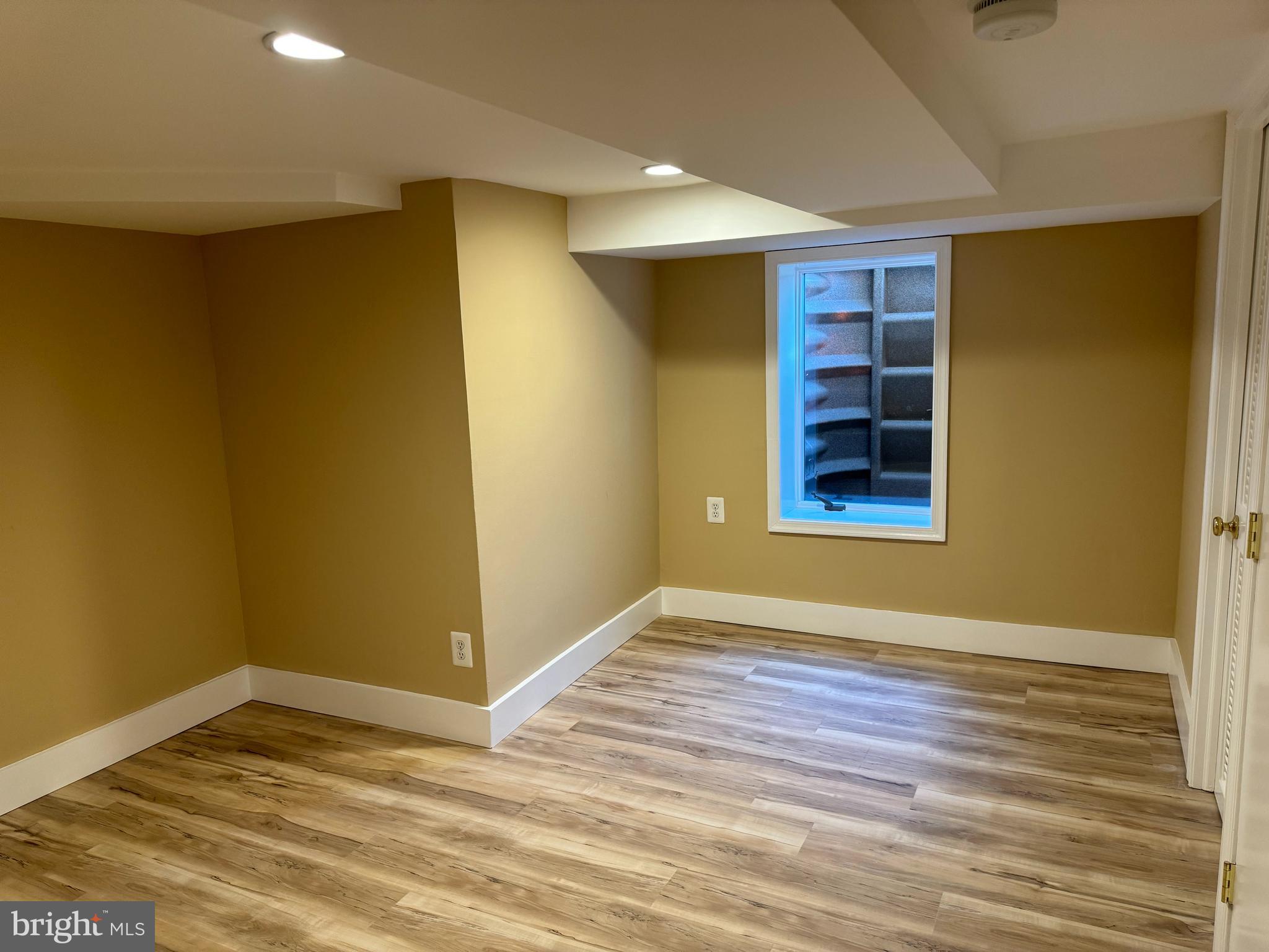 DANIELS PARK - Residential Lease