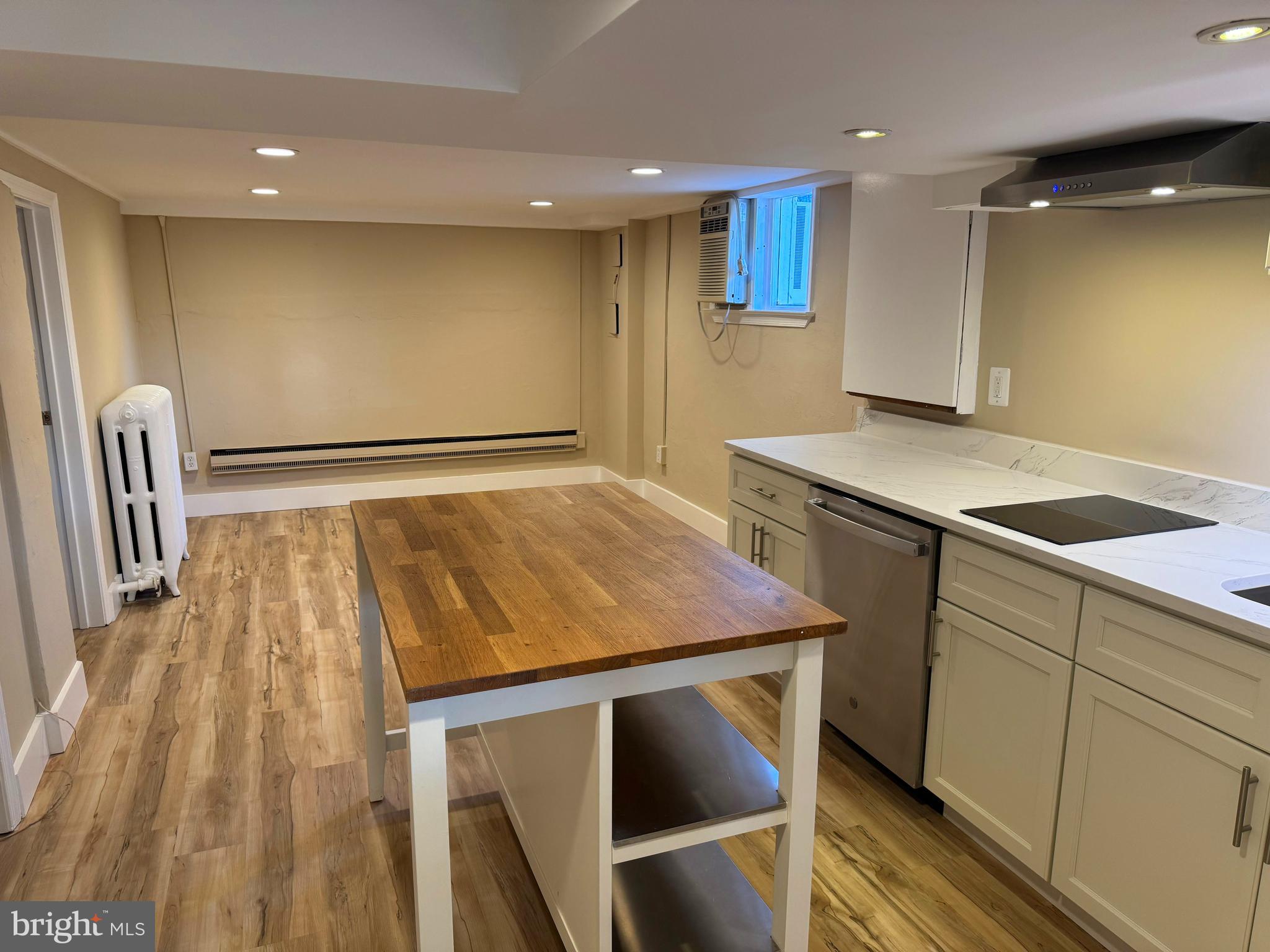 DANIELS PARK - Residential Lease