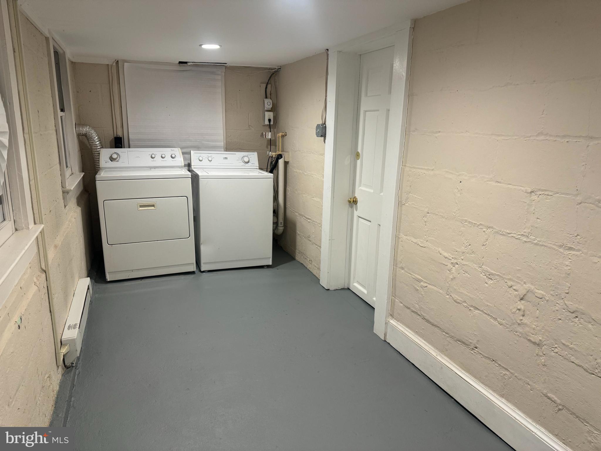 DANIELS PARK - Residential Lease