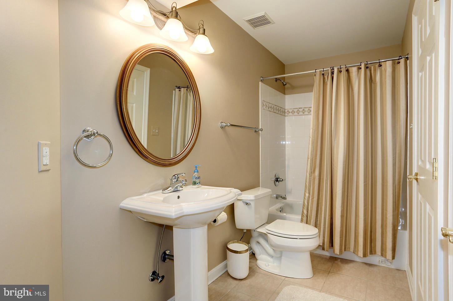 PINEY GLEN VILLAGE - Residential