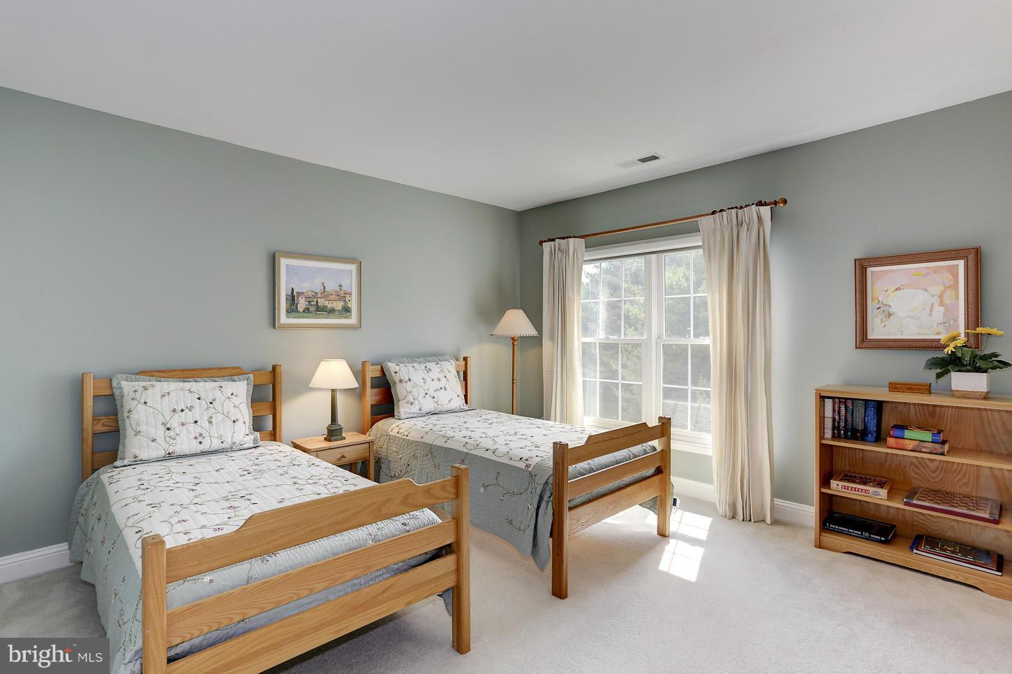 PINEY GLEN VILLAGE - Residential