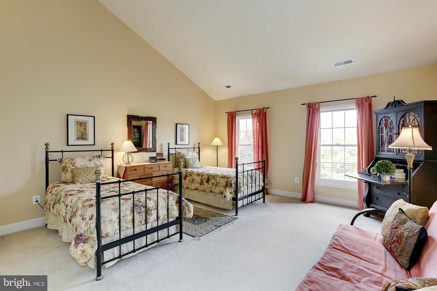 PINEY GLEN VILLAGE - Residential