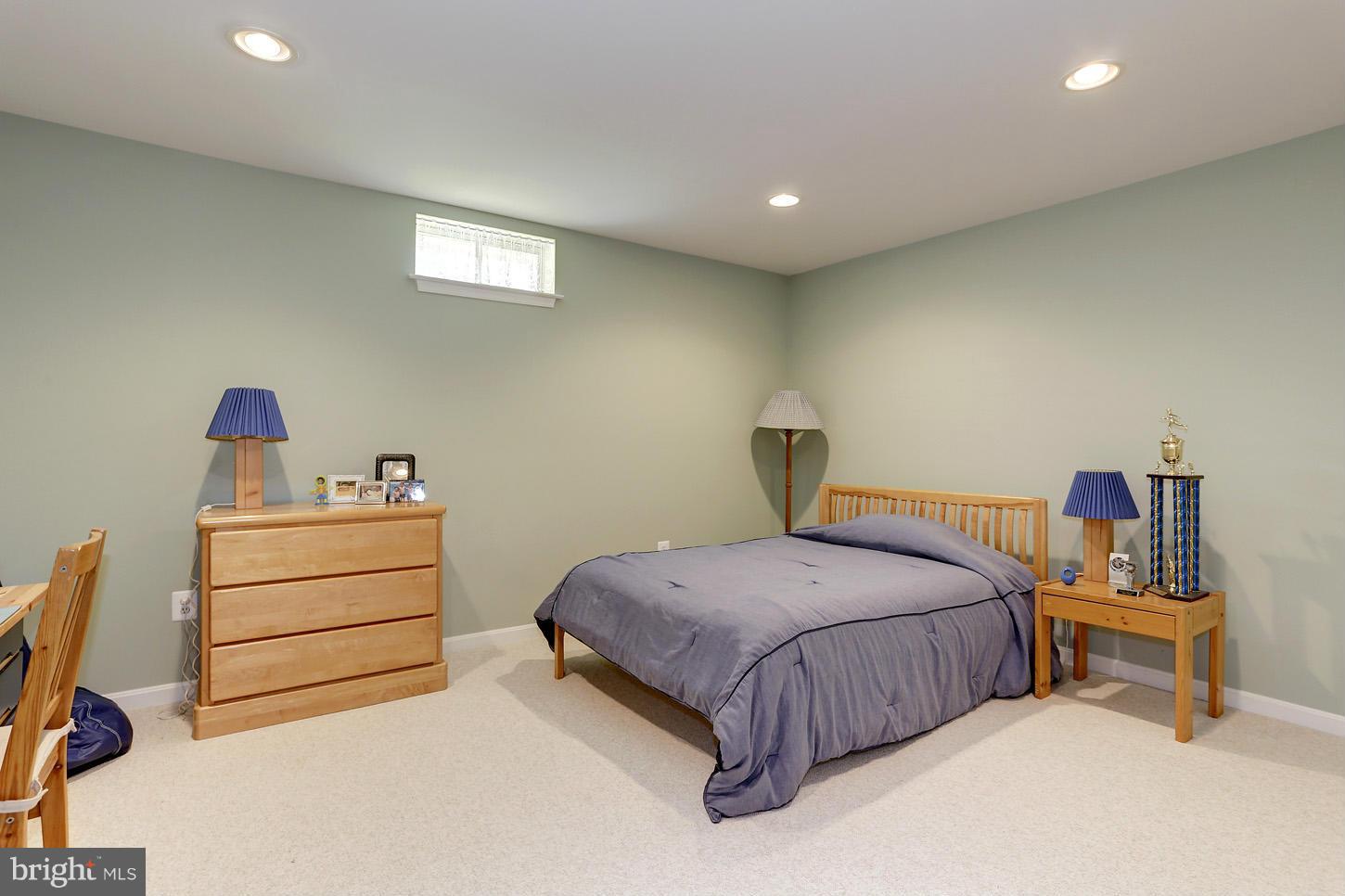 PINEY GLEN VILLAGE - Residential