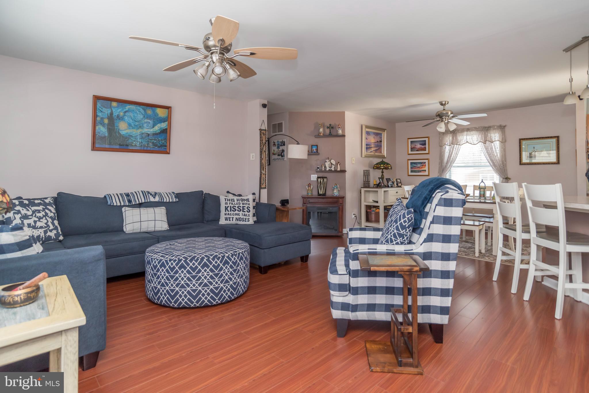 NEWPORTVILLE - Residential