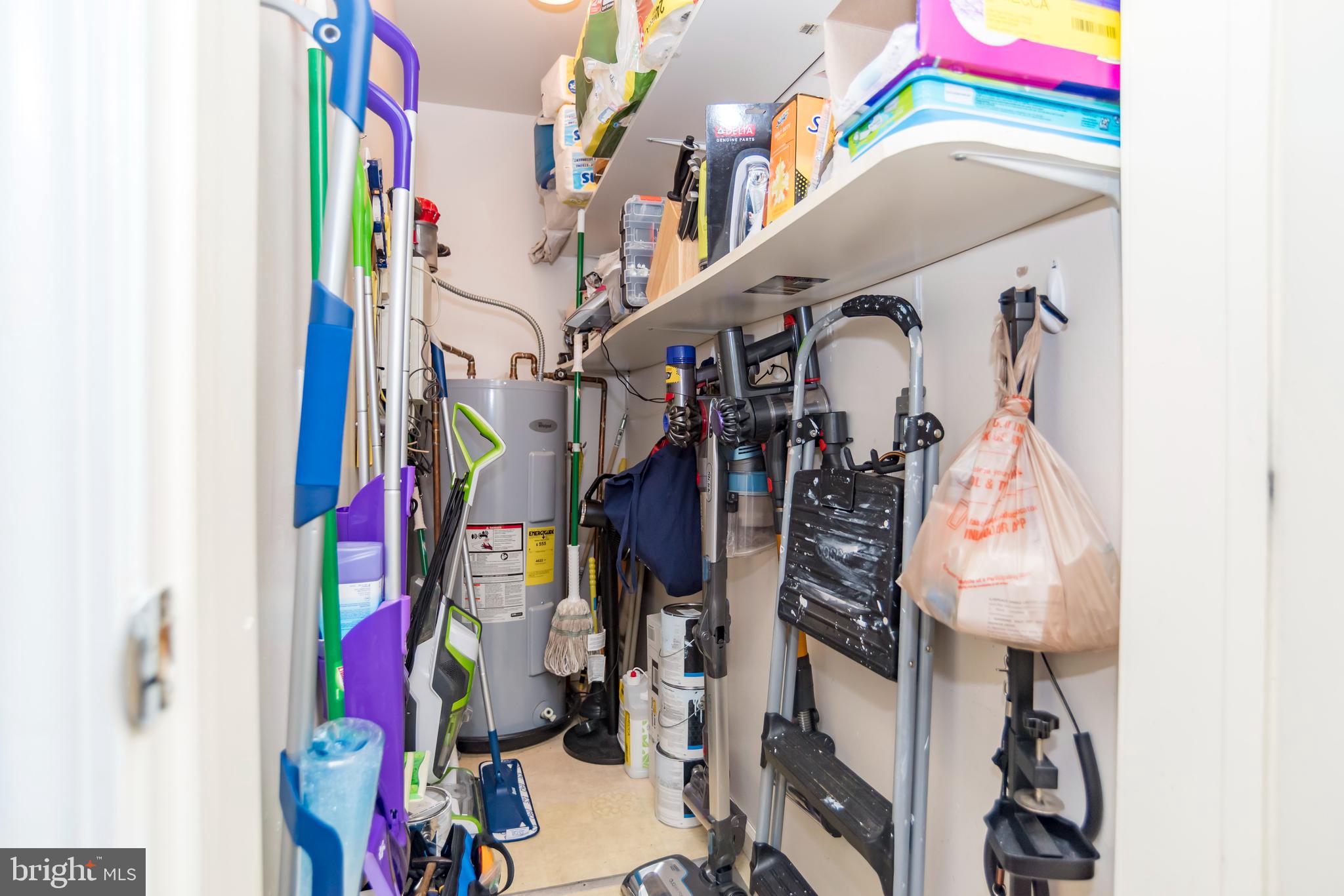 NEWPORTVILLE - Residential