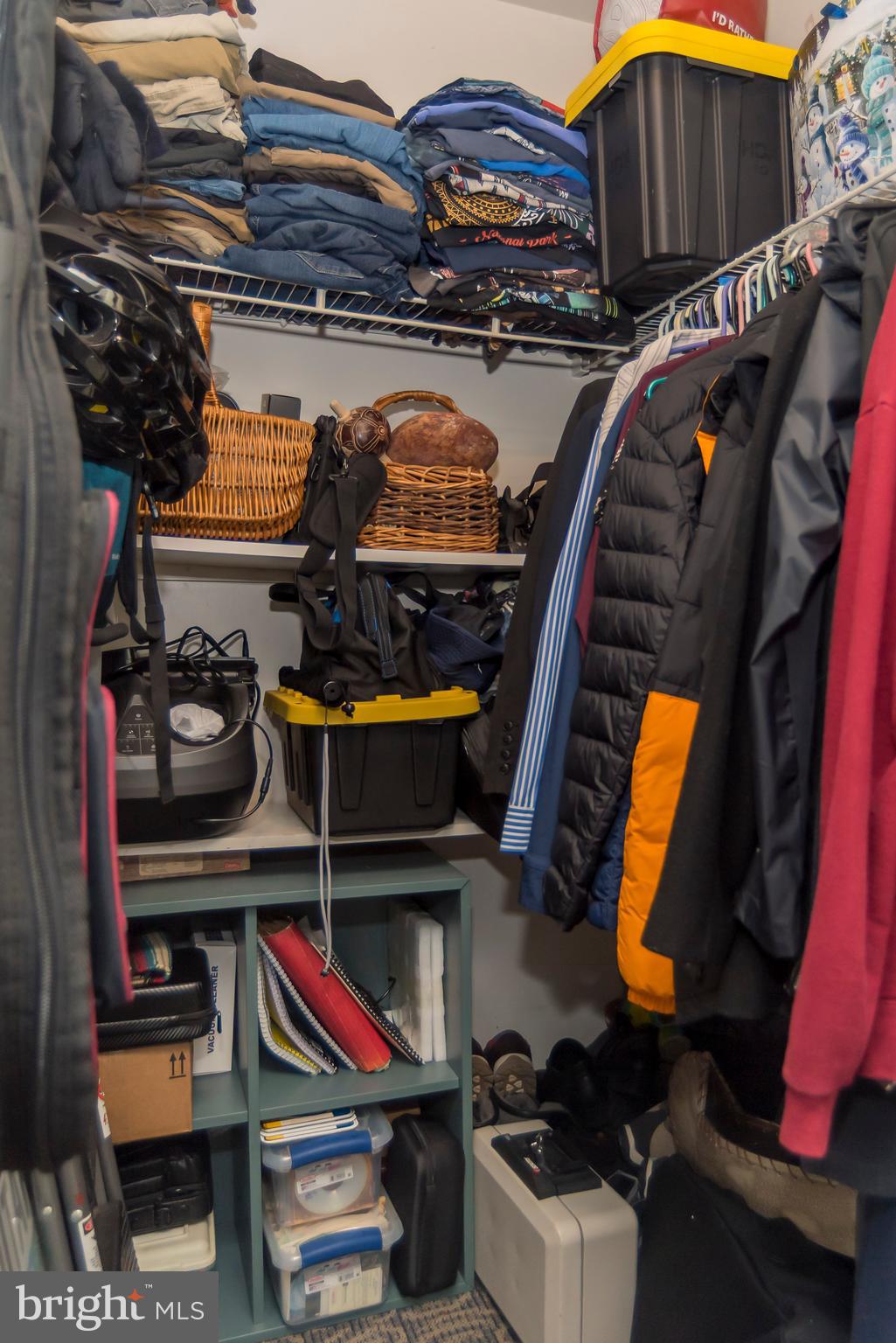 NEWPORTVILLE - Residential