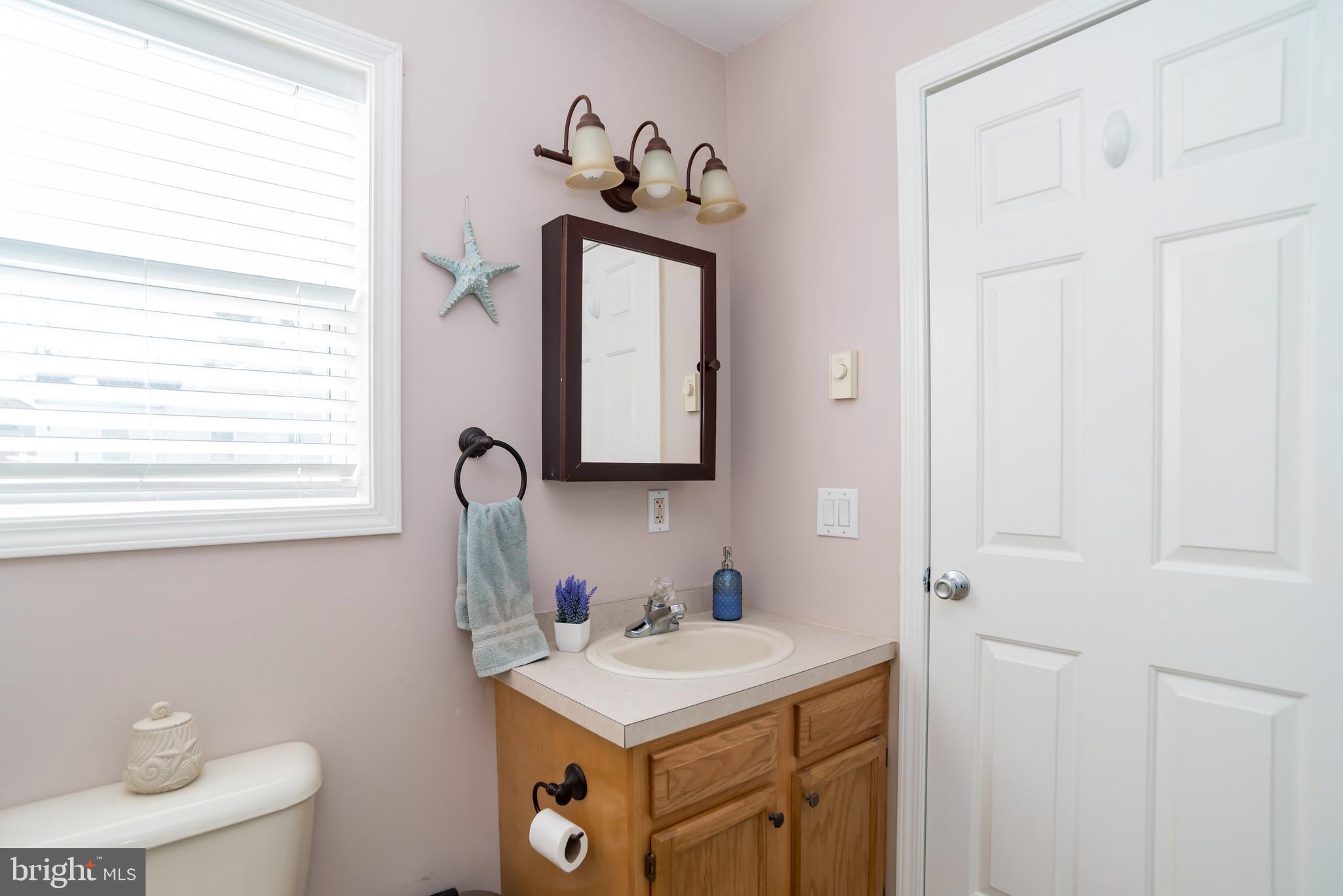 NEWPORTVILLE - Residential