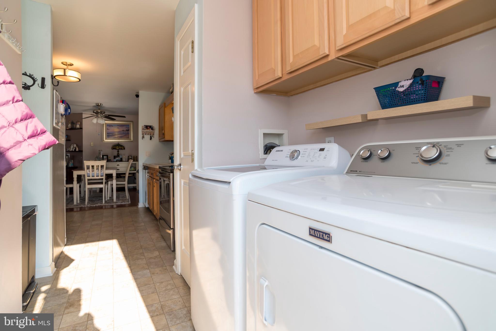 NEWPORTVILLE - Residential