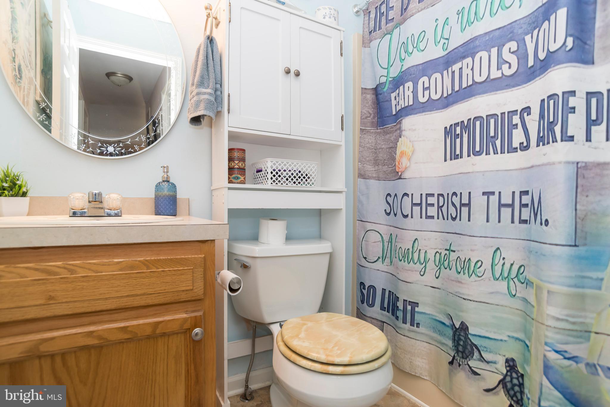 NEWPORTVILLE - Residential