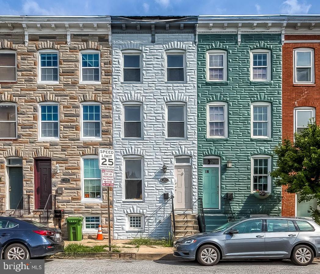 HOLLINS MARKET - Residential