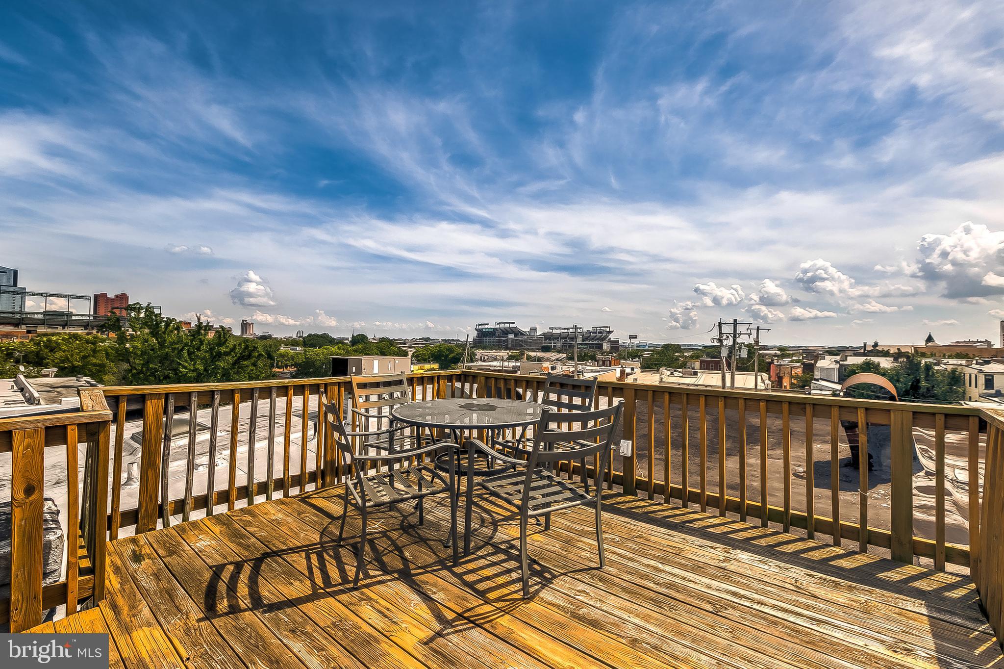 HOLLINS MARKET - Residential