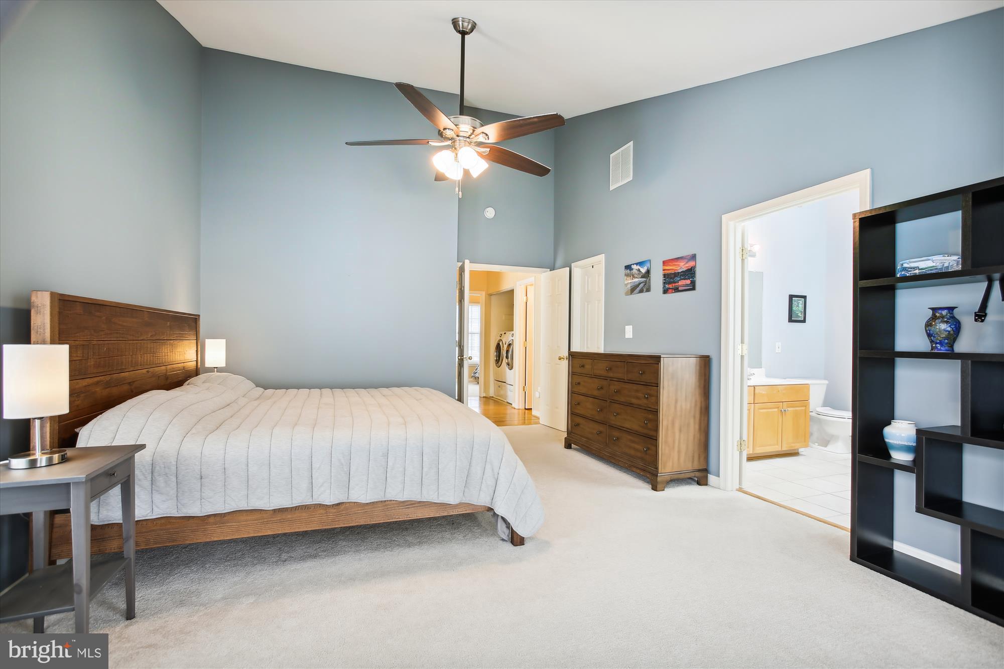 SOUTH RIDING - Residential