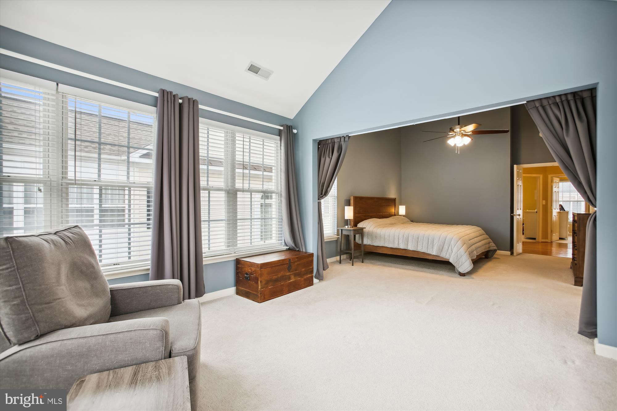 SOUTH RIDING - Residential