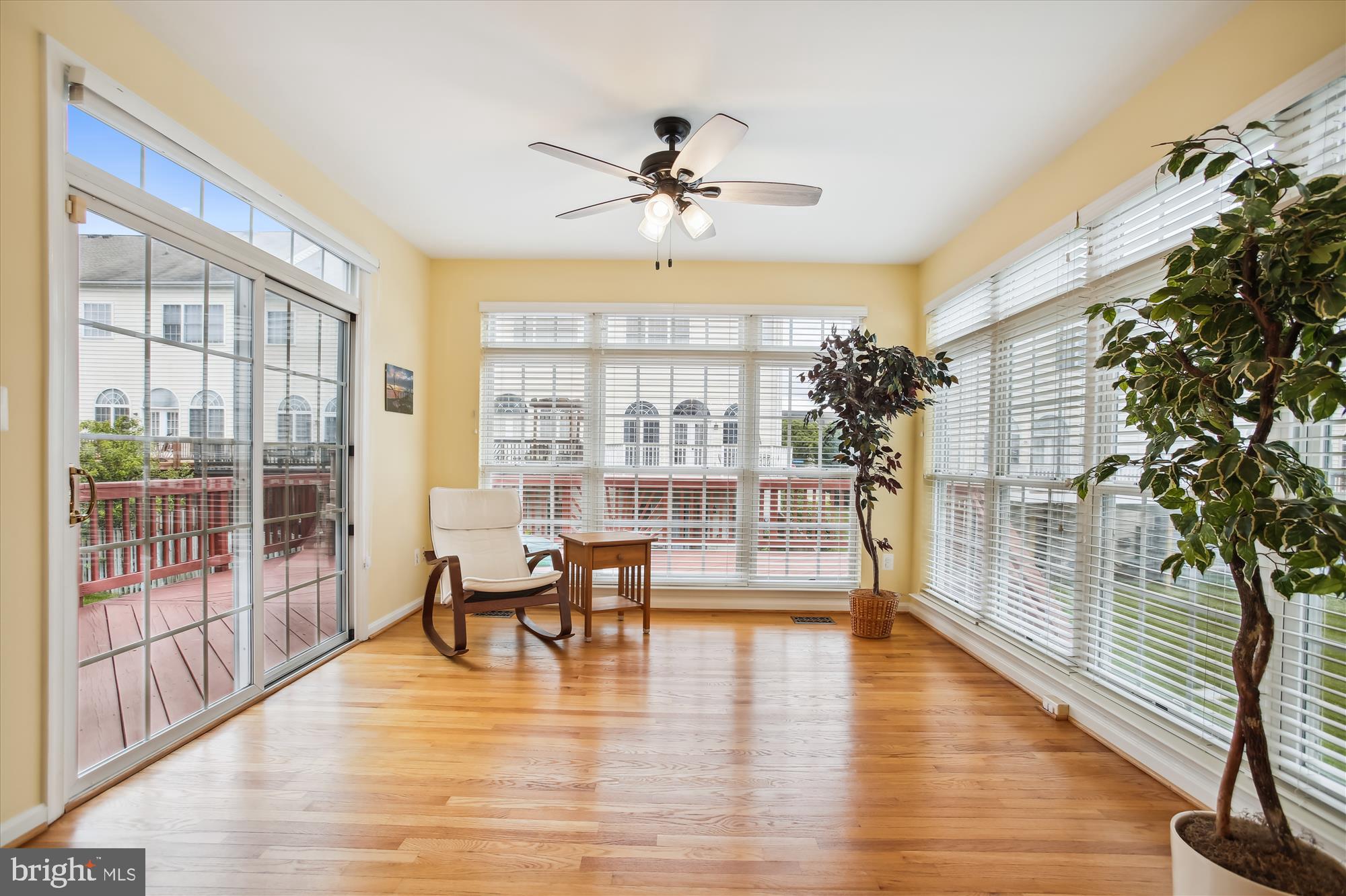 SOUTH RIDING - Residential