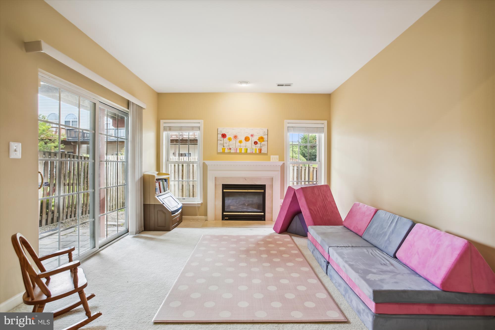 SOUTH RIDING - Residential