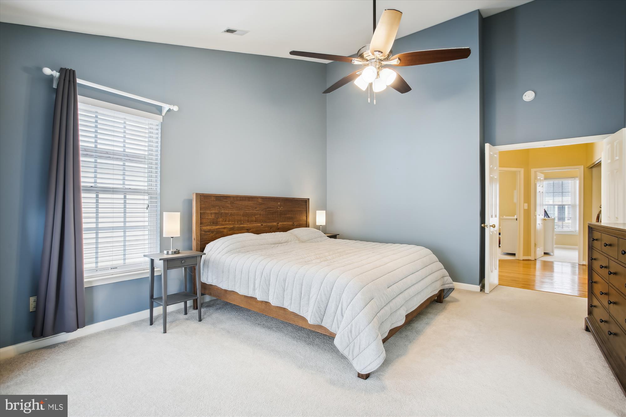 SOUTH RIDING - Residential