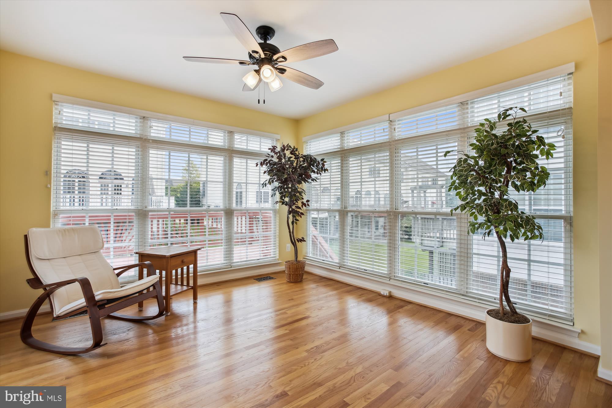 SOUTH RIDING - Residential