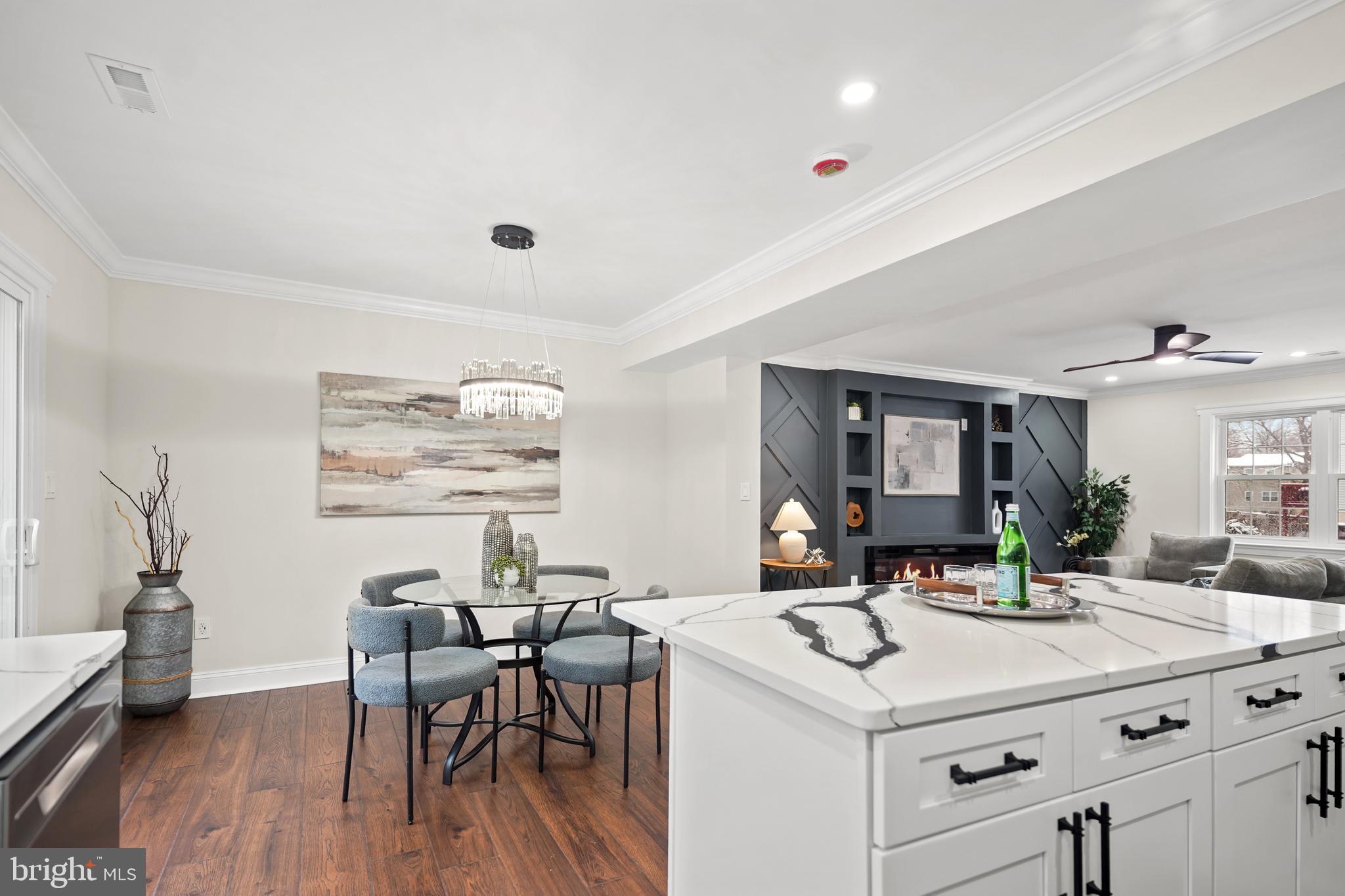 6021 APPLEGARTH PLACE