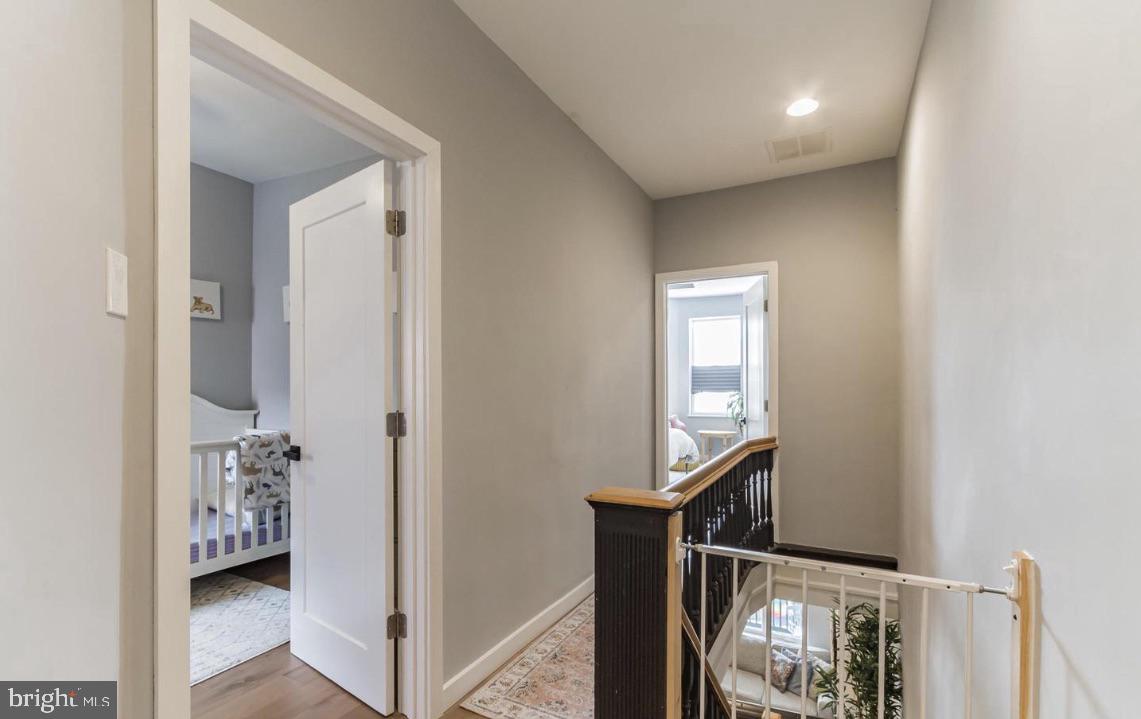 WALNUT HILL - Residential Lease