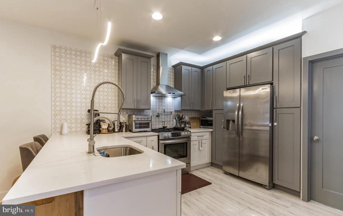 WALNUT HILL - Residential Lease