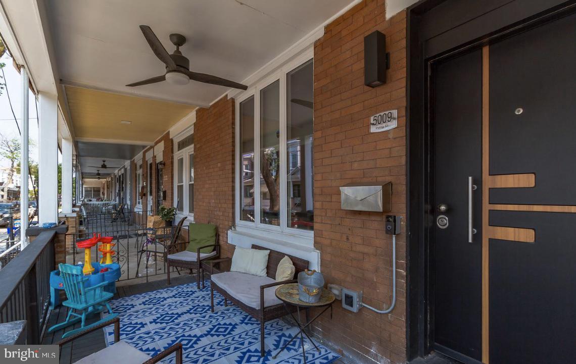 WALNUT HILL - Residential Lease