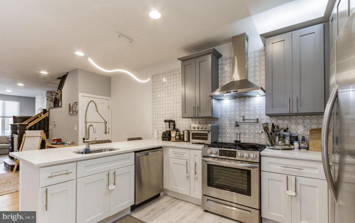 WALNUT HILL - Residential Lease