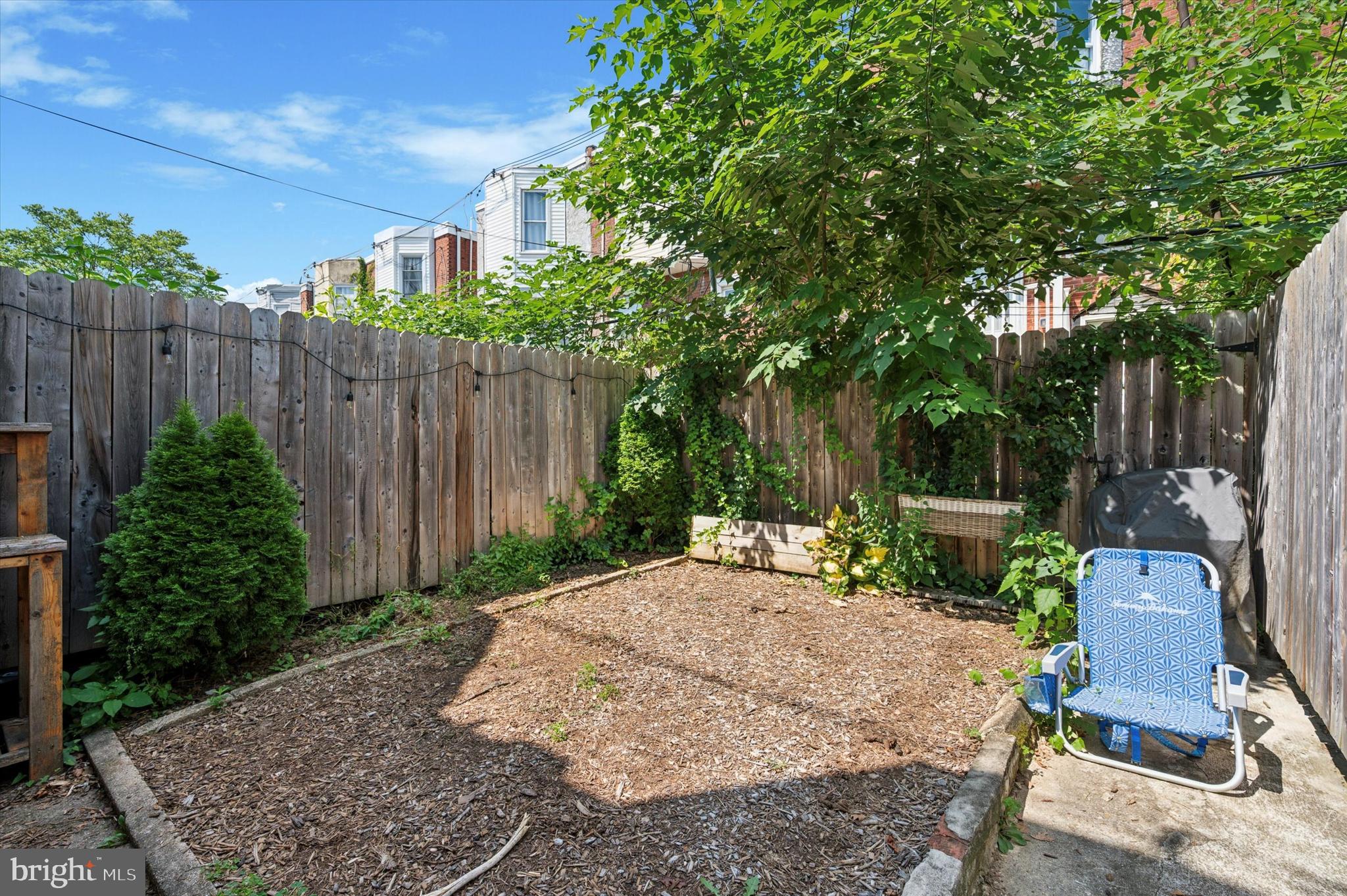 WALNUT HILL - Residential Lease