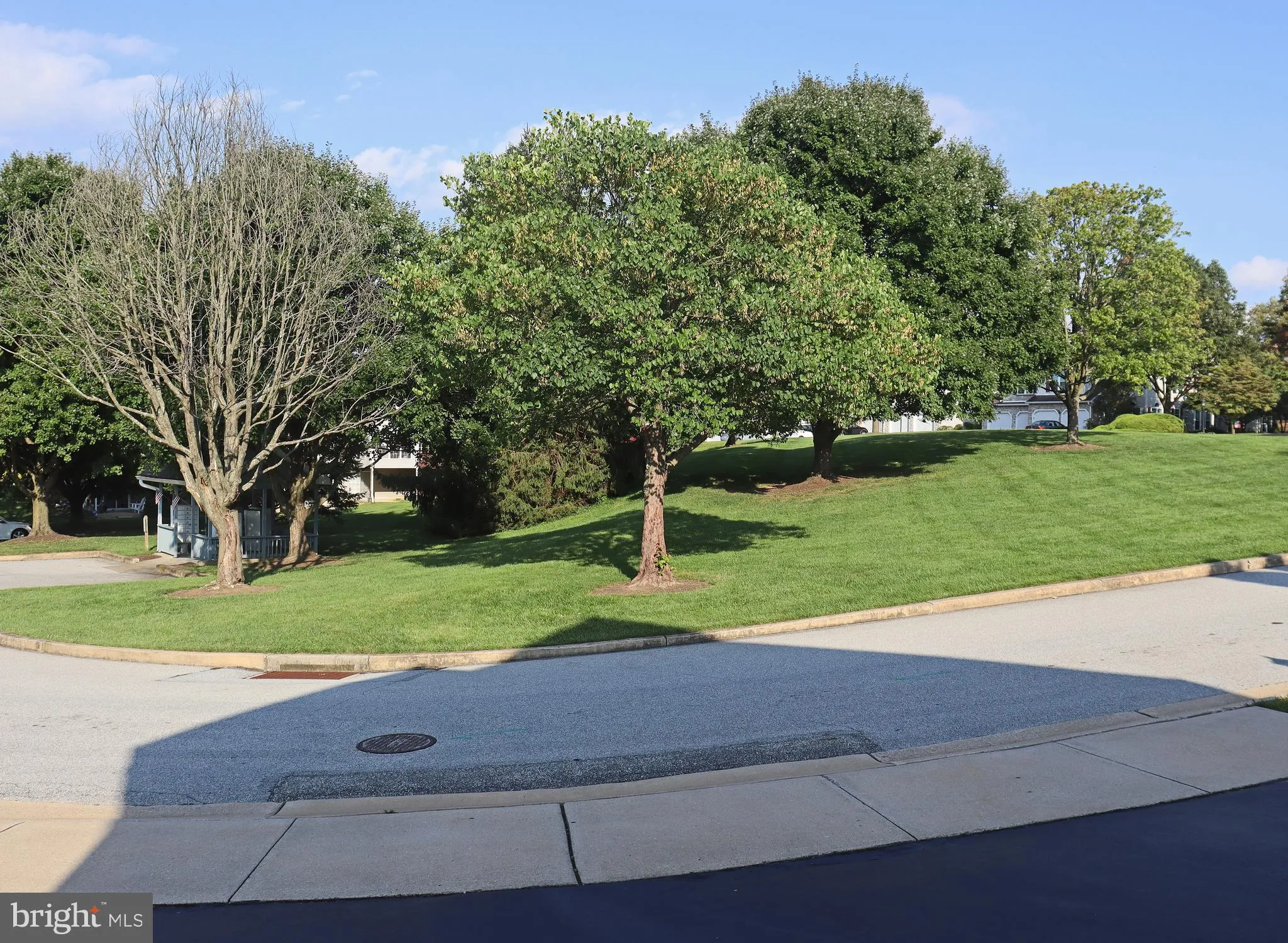 West Chester, Pennsylvania 19382, United States, 3 Bedrooms Bedrooms, ,3 BathroomsBathrooms,Residential,Pending,133325