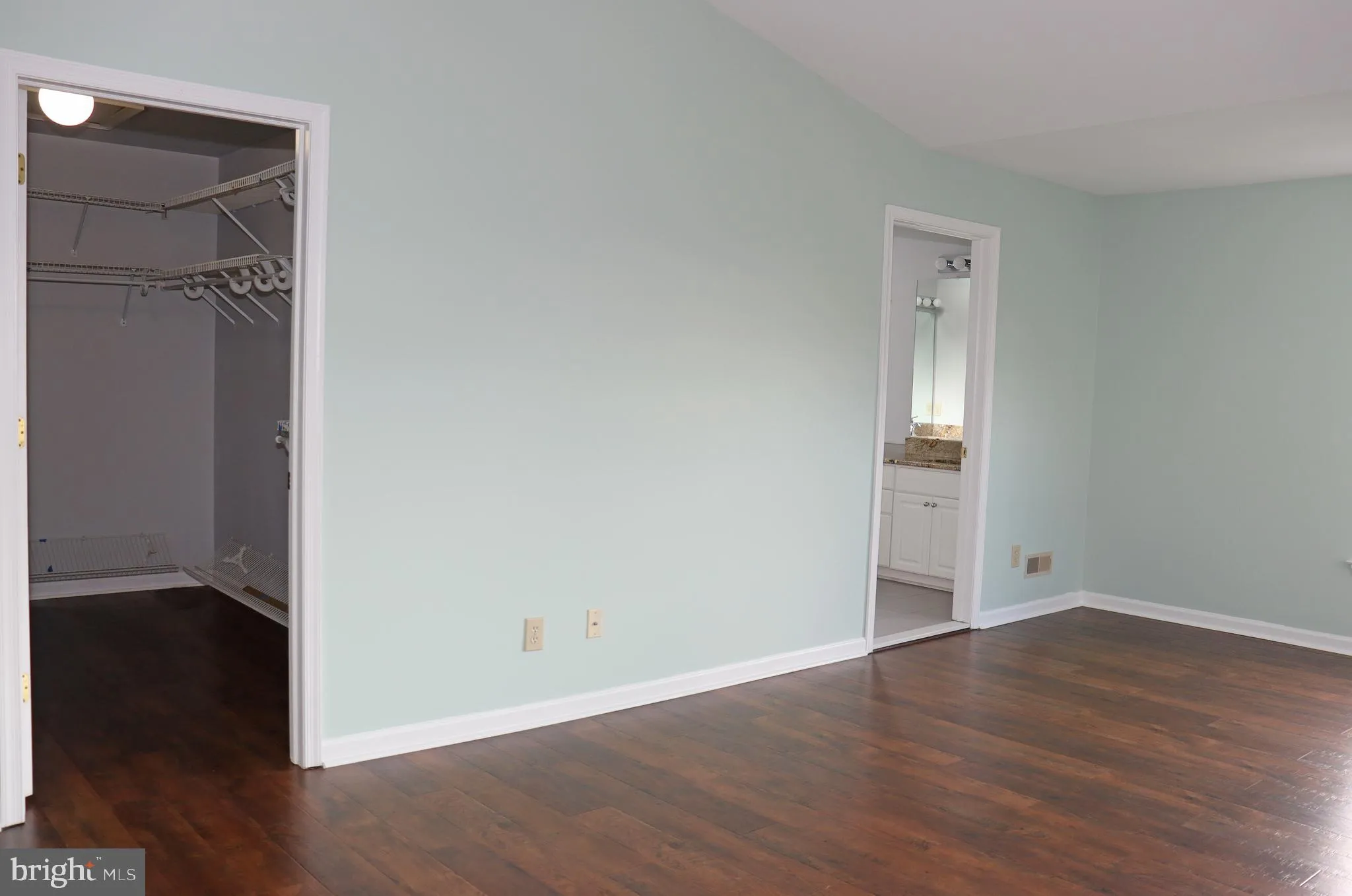 West Chester, Pennsylvania 19382, United States, 3 Bedrooms Bedrooms, ,3 BathroomsBathrooms,Residential,Pending,133325