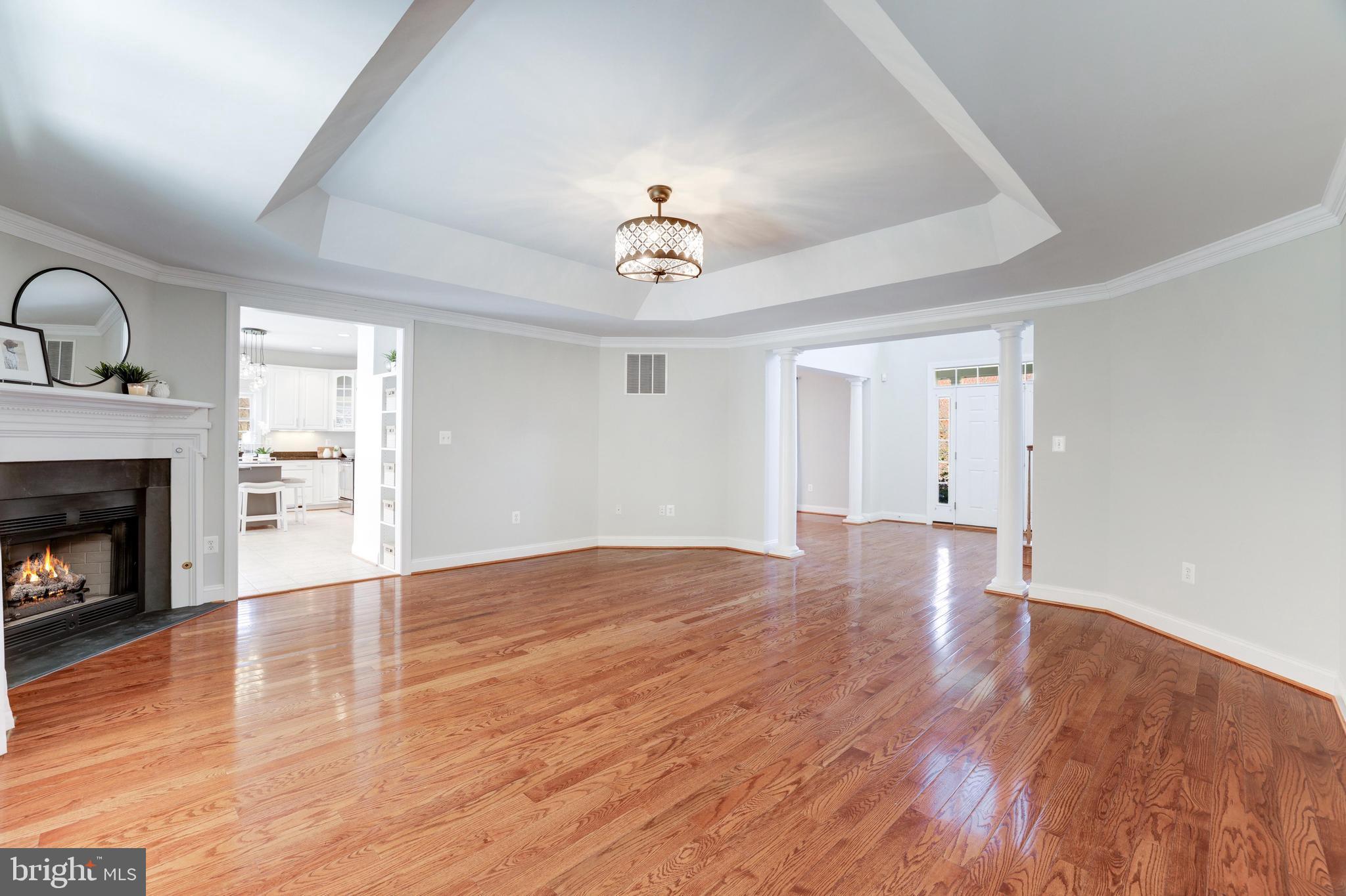 TOWN OF ROUND HILL - Residential