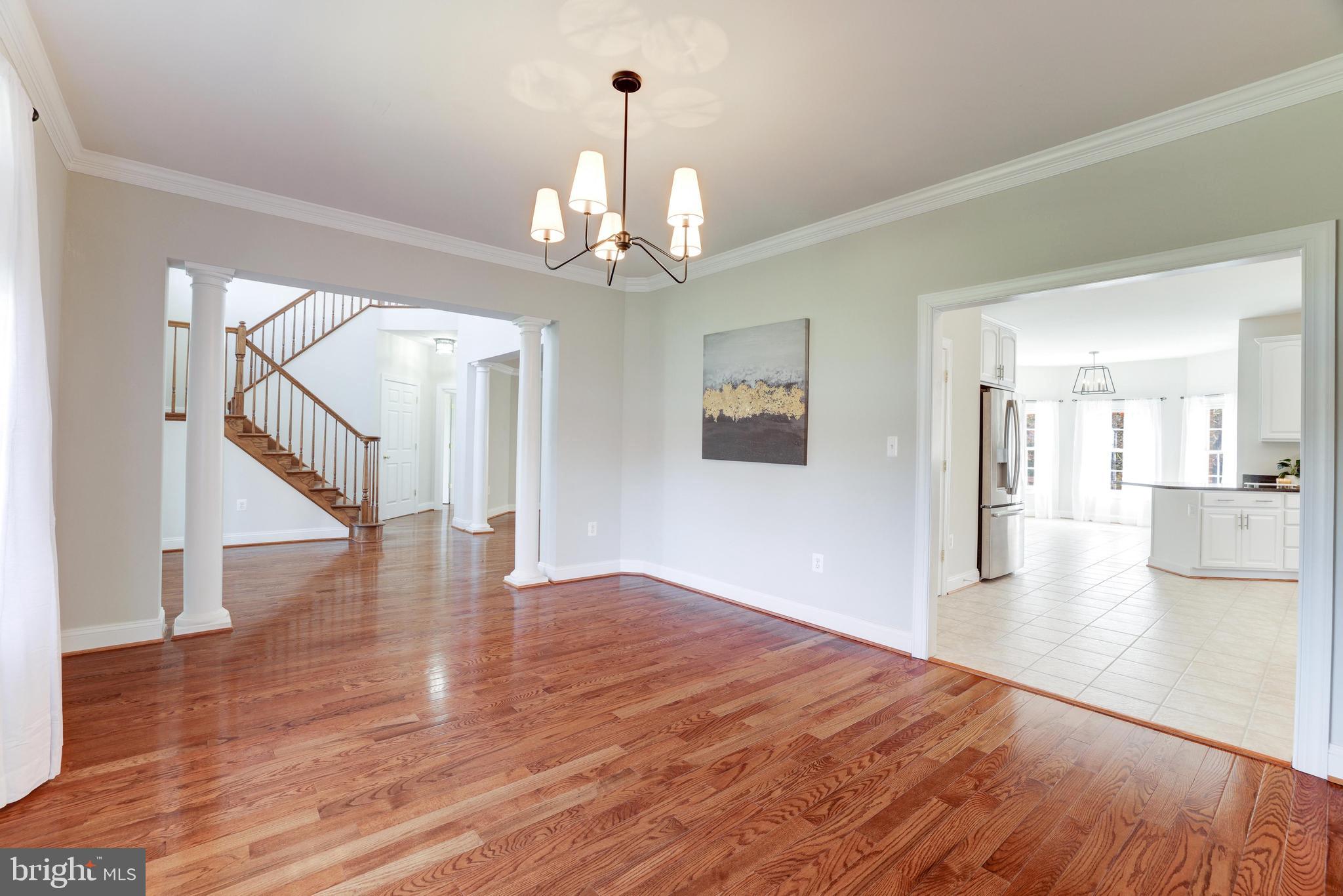 TOWN OF ROUND HILL - Residential