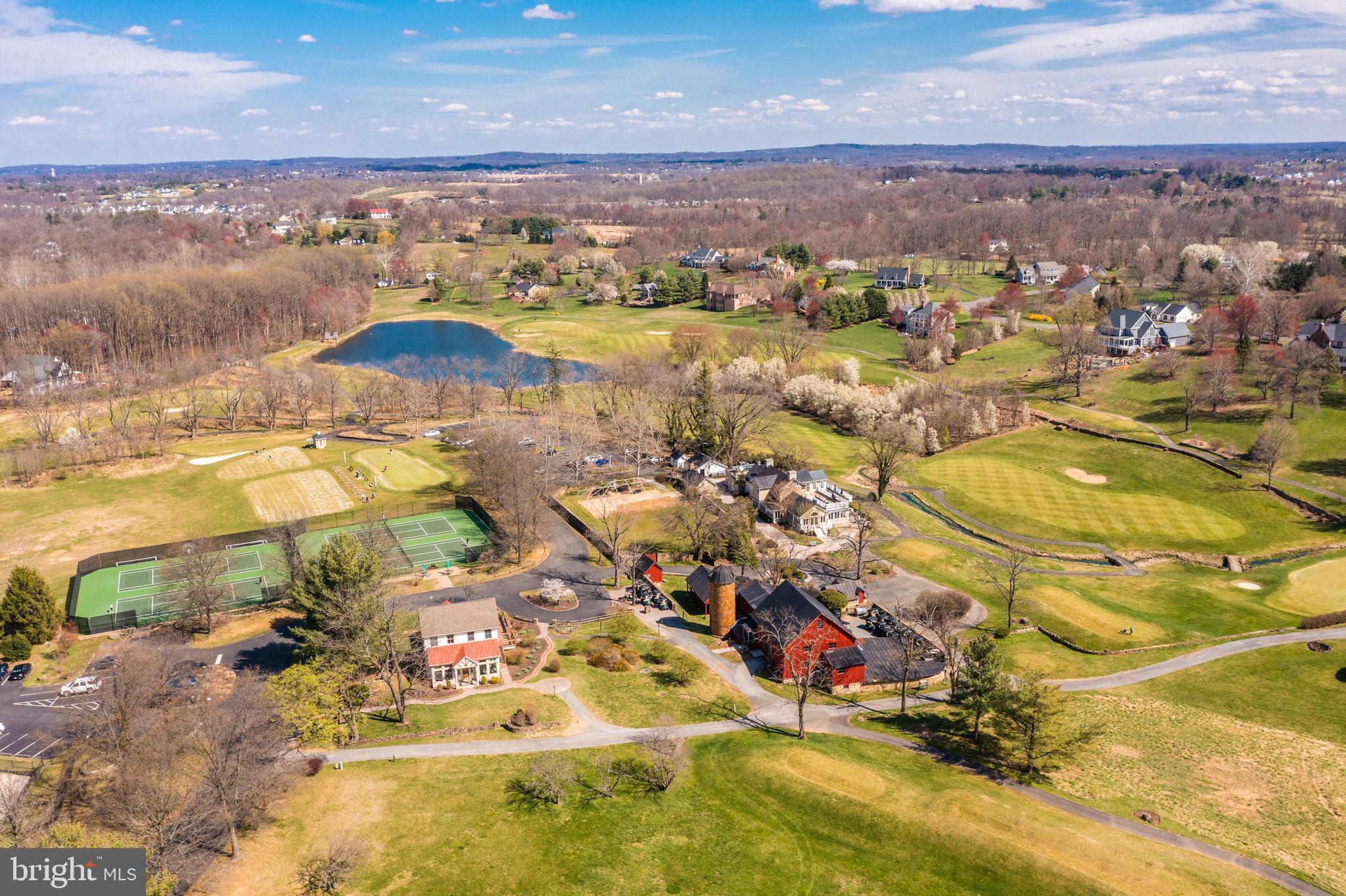 TOWN OF ROUND HILL - Residential