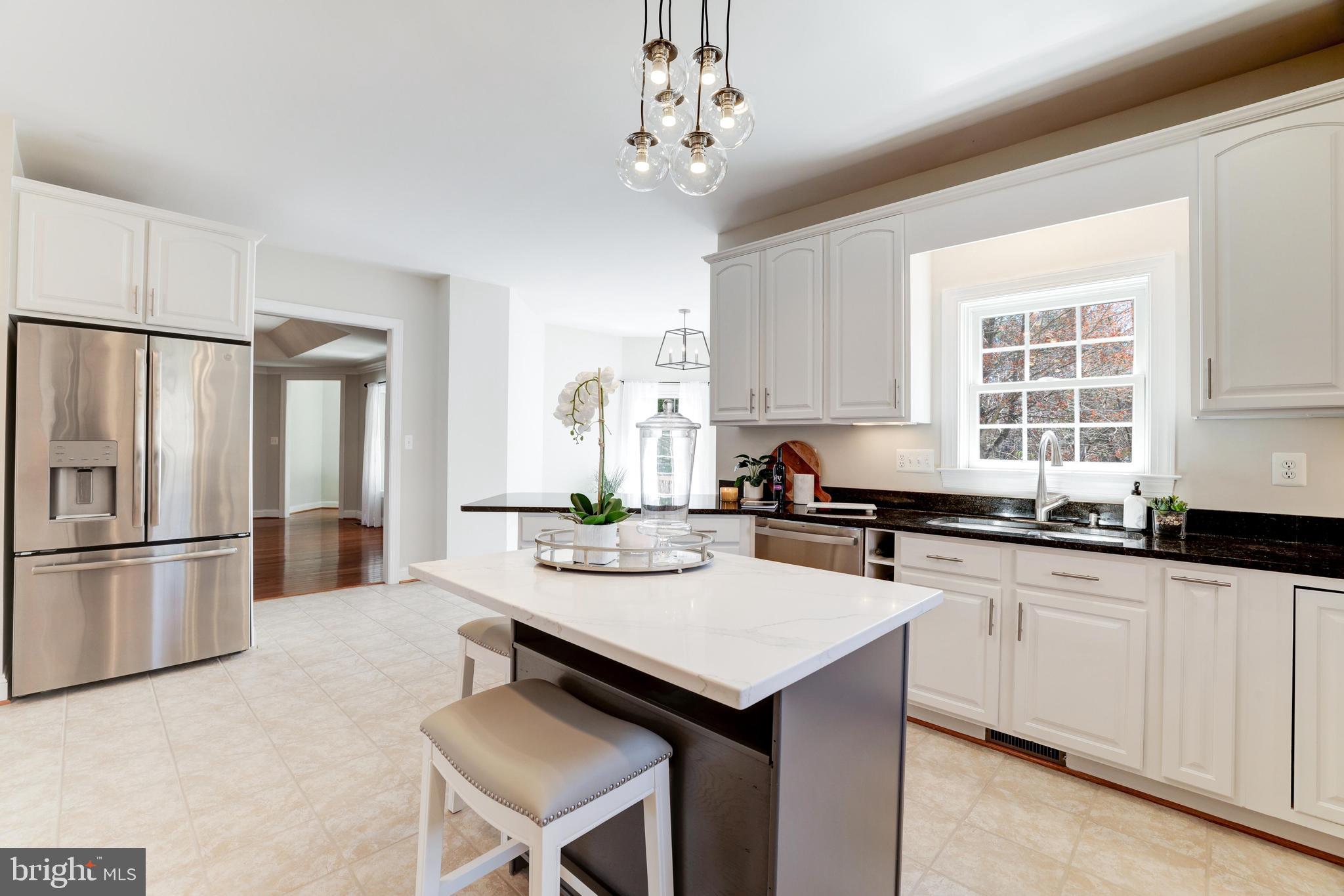 TOWN OF ROUND HILL - Residential