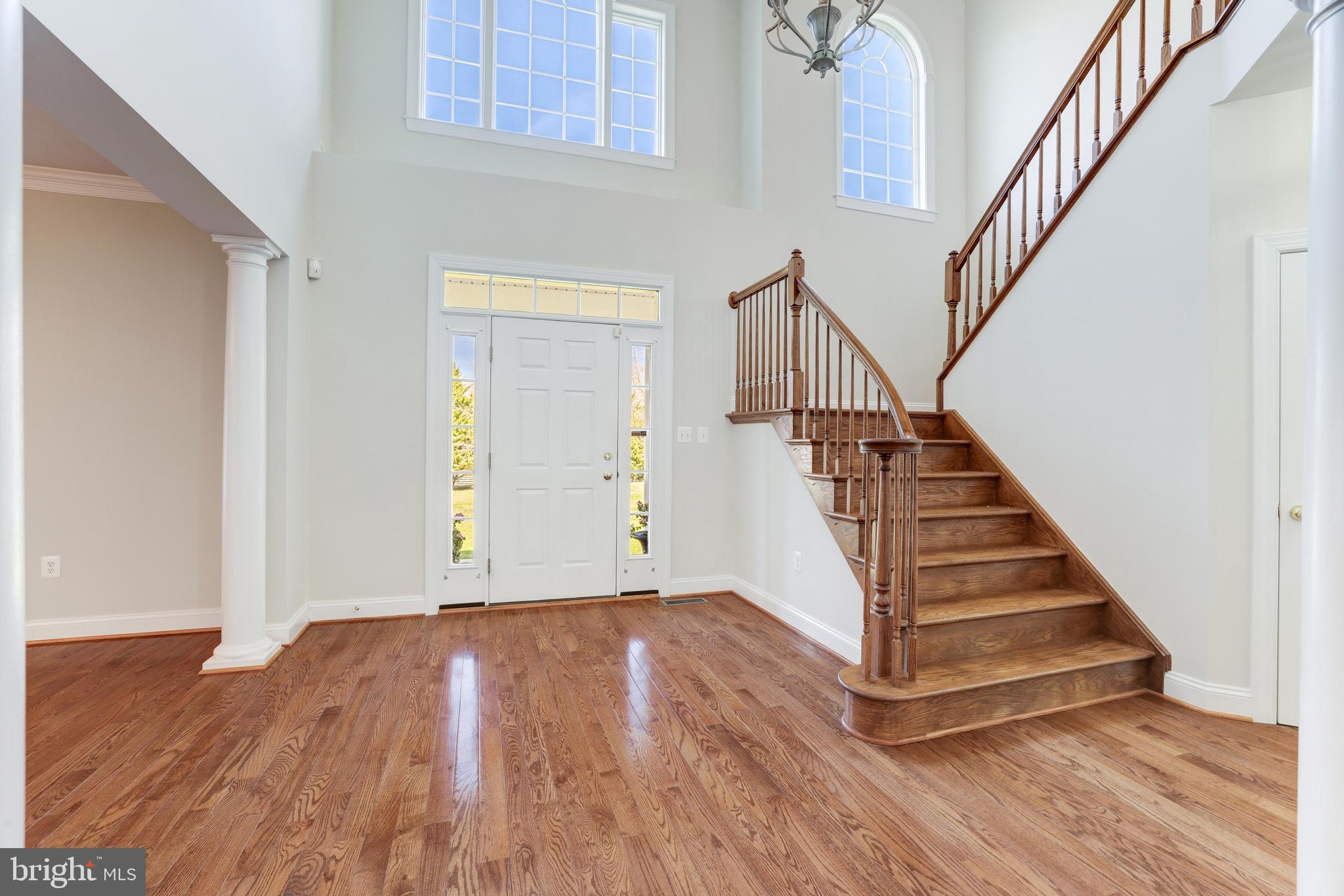 TOWN OF ROUND HILL - Residential