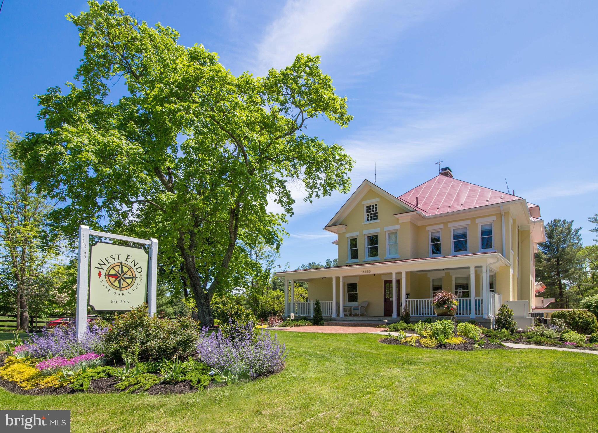 TOWN OF ROUND HILL - Residential